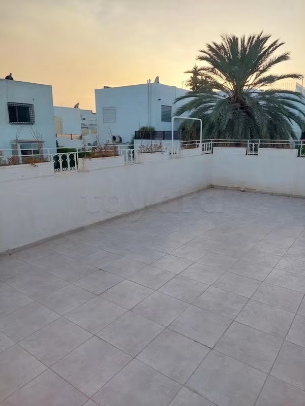 Ariana Ville&nbsp;El Menzah 6&nbsp;Location&nbsp;Appart. 5 pi�ces+&nbsp;Menzah 6 un magnifique duplex s4