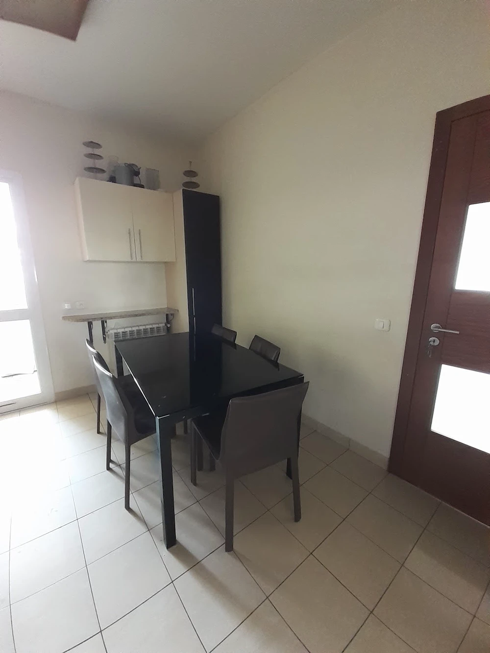 Ariana Ville&nbsp;Cite Ennasr 1&nbsp;Location&nbsp;Appart. 4 pi�ces&nbsp;Ennasr 1 appartement s3