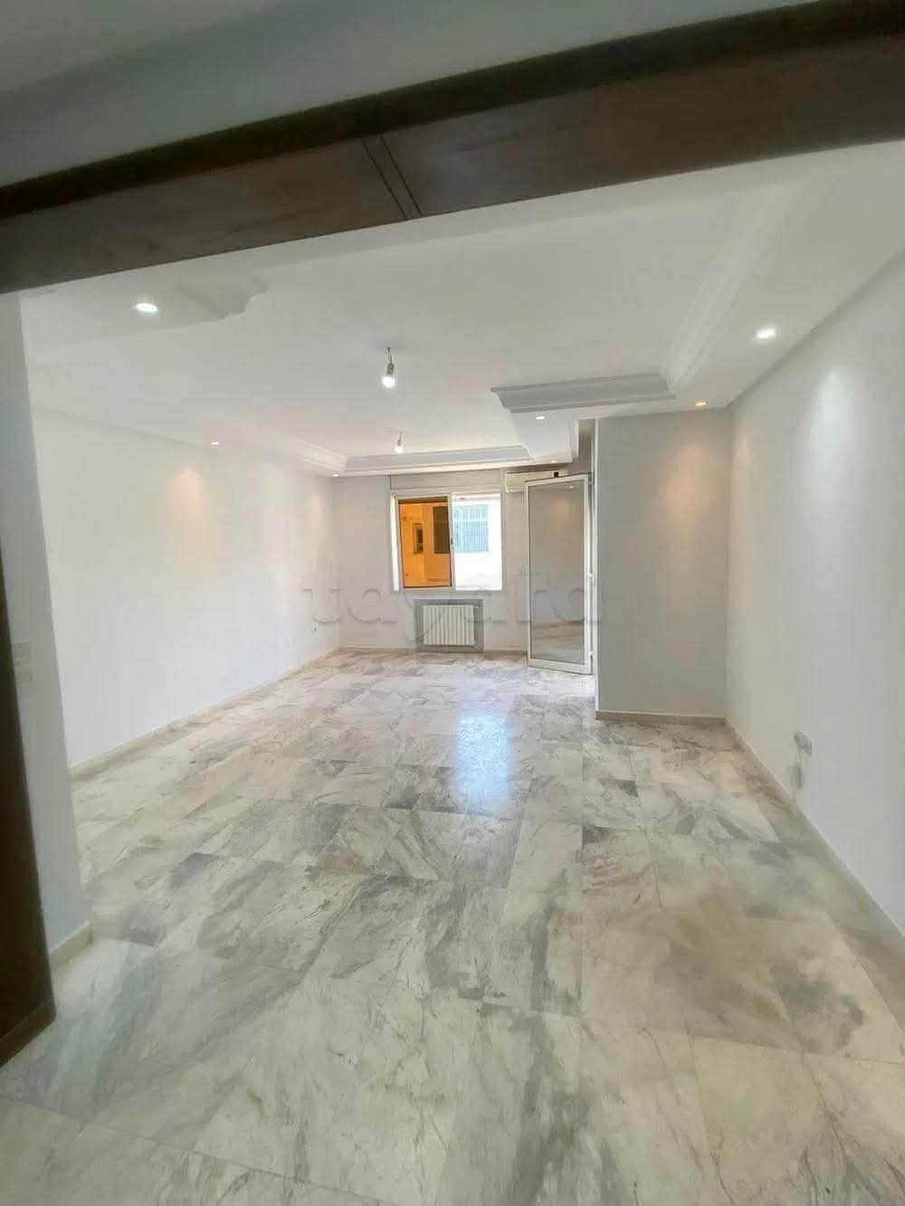 El Menzah&nbsp;El Manar 2&nbsp;Location&nbsp;Appart. 4 pi�ces&nbsp;S3 1500d manar 2