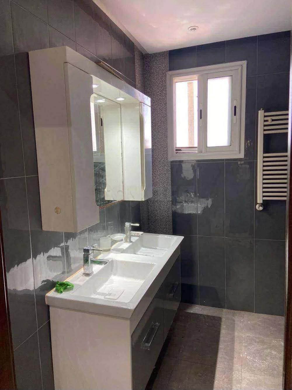 El Menzah&nbsp;El Manar 2&nbsp;Location&nbsp;Appart. 4 pi�ces&nbsp;S3 1500d manar 2