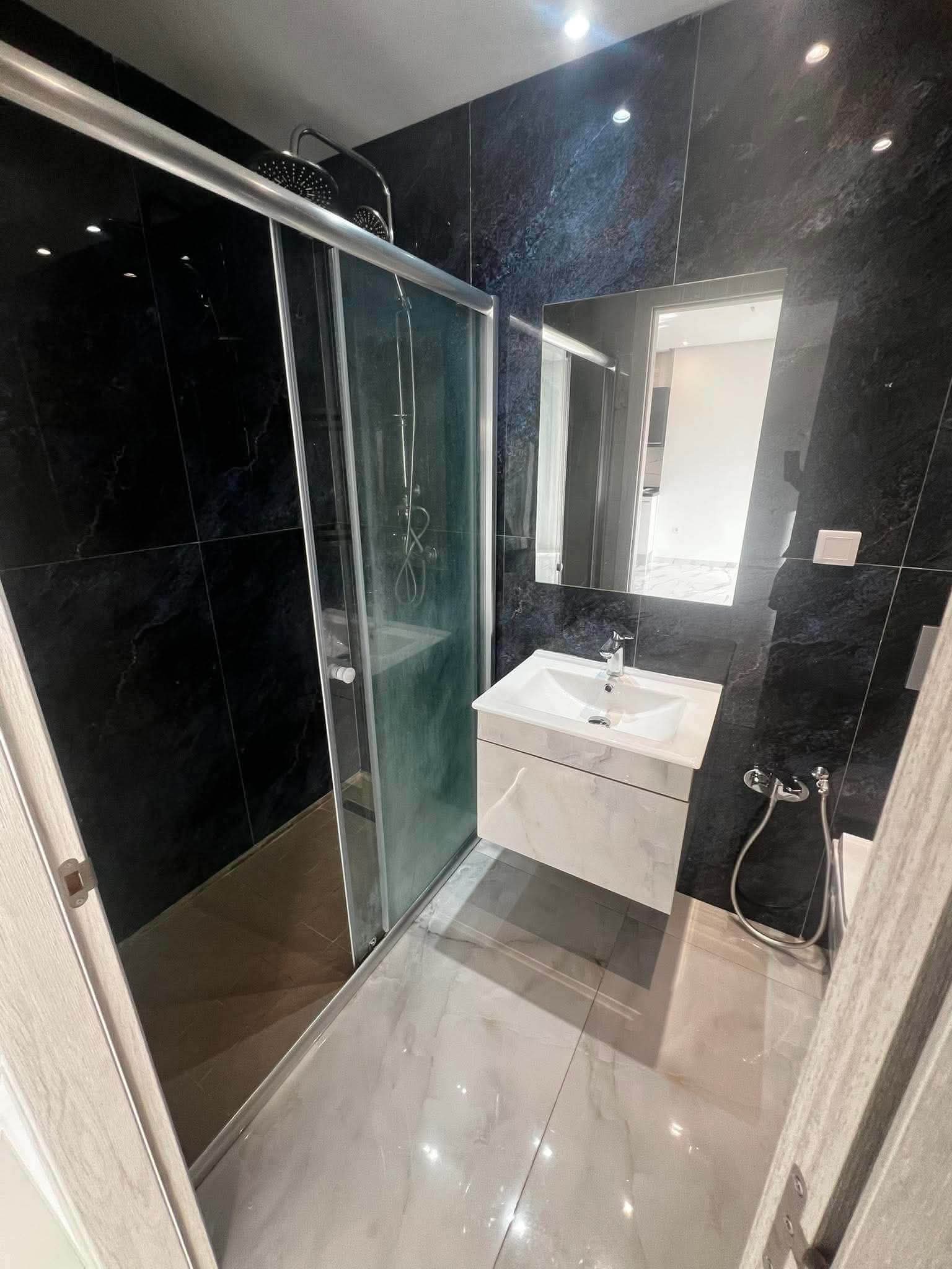 Ariana Ville&nbsp;Cite Ennasr 2&nbsp;Location&nbsp;Appart. 2 pi�ces&nbsp;S1 ennasr 2 1100d