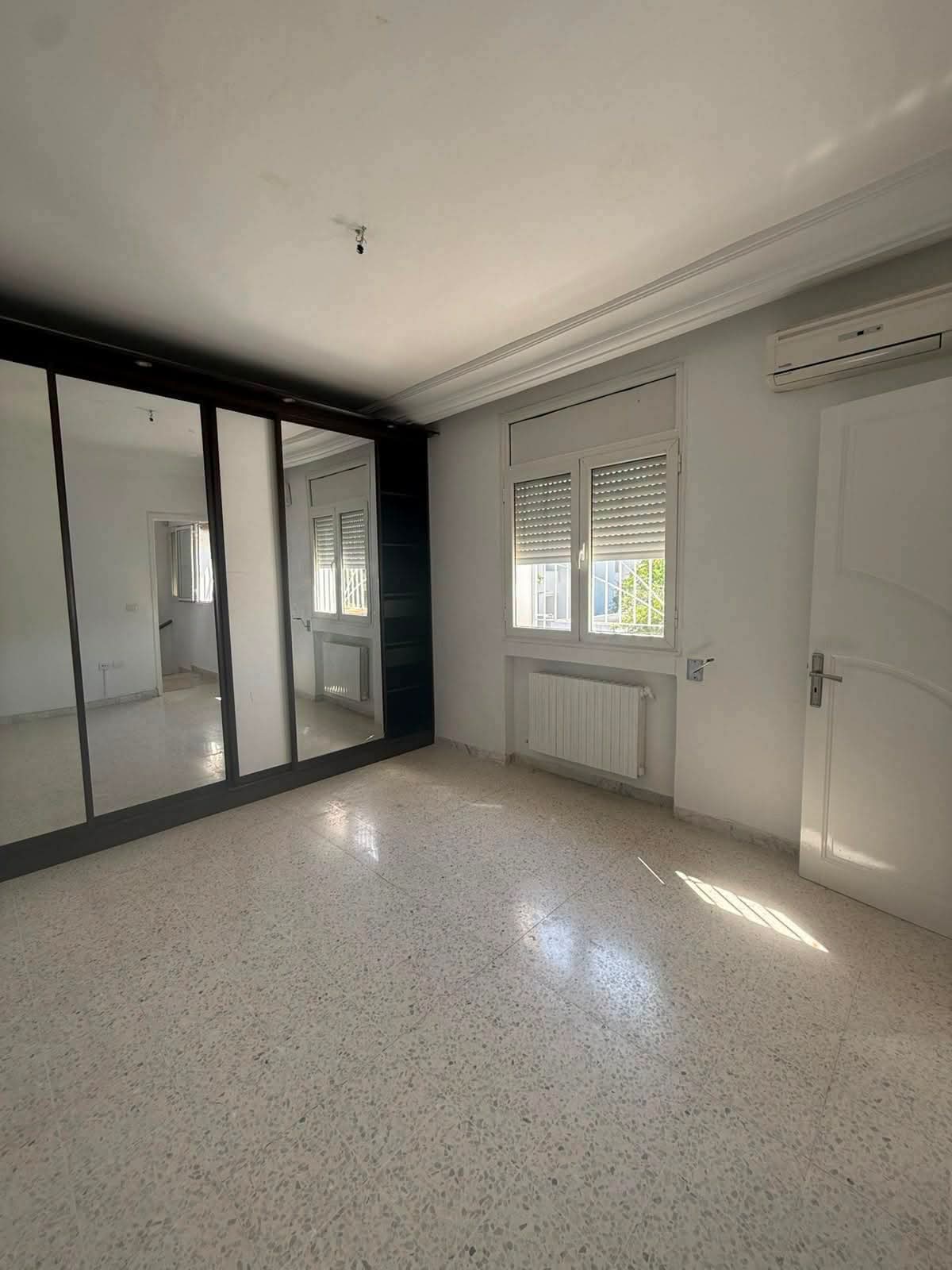 Location&nbsp;Duplex