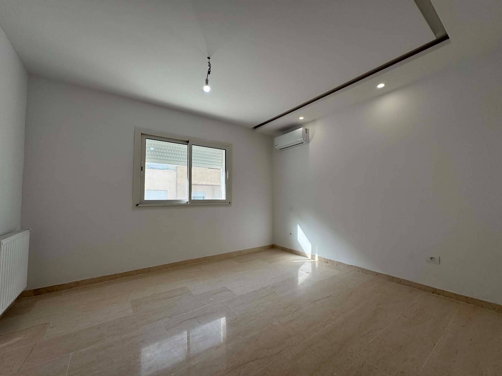 El Menzah&nbsp;El Menzah 9&nbsp;Location&nbsp;Appart. 3 pi�ces&nbsp;Appartement s2 hs jamais habit�  � menzah 9c