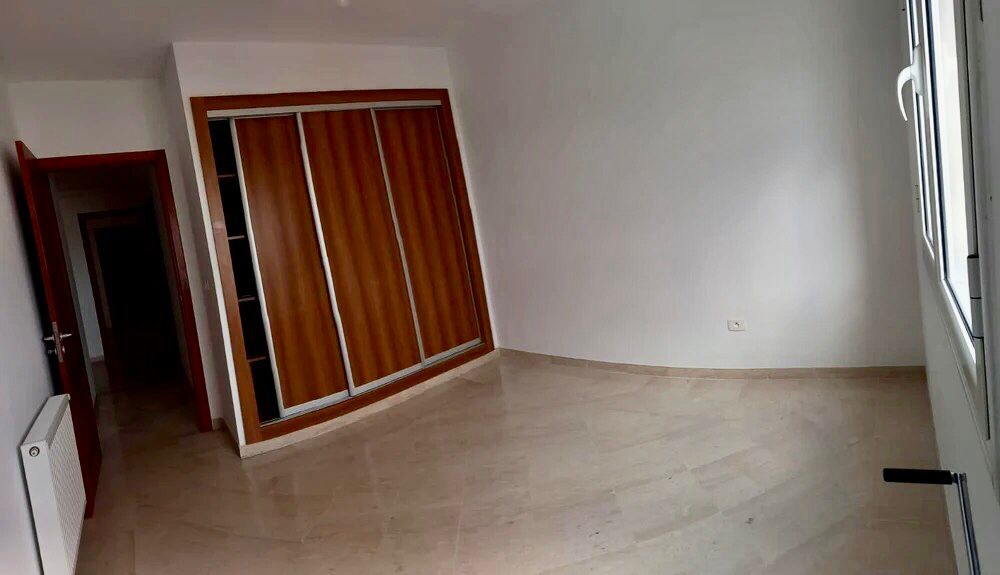 Mnihla&nbsp;Jardins d'el Menzah&nbsp;Location&nbsp;Appart. 4 pi�ces&nbsp;Un appartement s3 hs � jardin d'el menzah 2