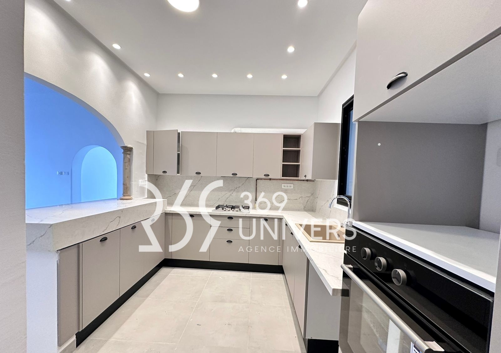 Carthage&nbsp;Sidi Bousaid&nbsp;Location&nbsp;Appart. 3 pi�ces&nbsp;Appartement avec terrasse � sidi bousaid ra076