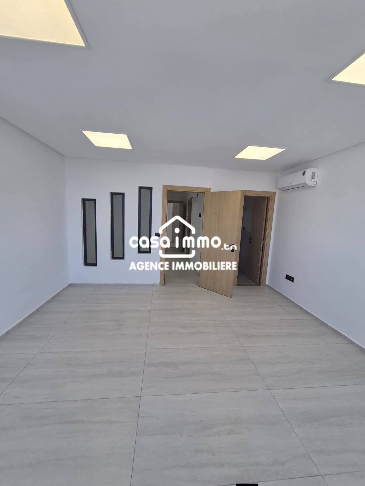 Rades&nbsp;Rades&nbsp;Location&nbsp;Appart. 1 pi�ce&nbsp;Bureau s1 rades
