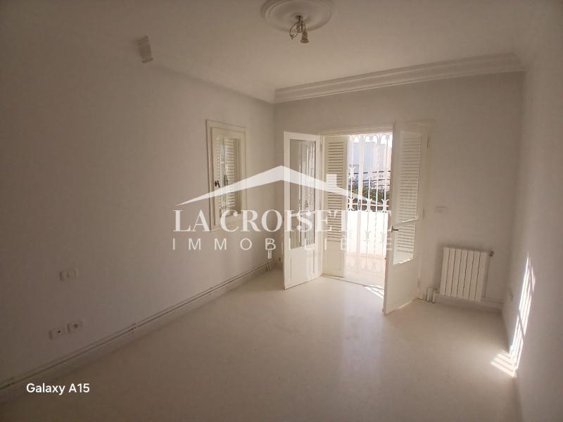 La Marsa&nbsp;Cite El Moustakbel (La Marsa)&nbsp;Location&nbsp;Duplex&nbsp;Duplex s3 avec terrasse � la marsa zdl0676