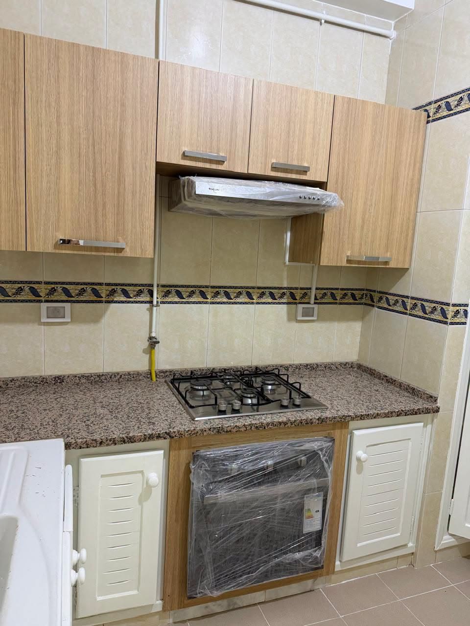 Ain Zaghouan&nbsp;Ain Zaghouan&nbsp;Location&nbsp;Appart. 5 pi�ces+&nbsp;Appartement s4 retape a neuf ain zaghouan