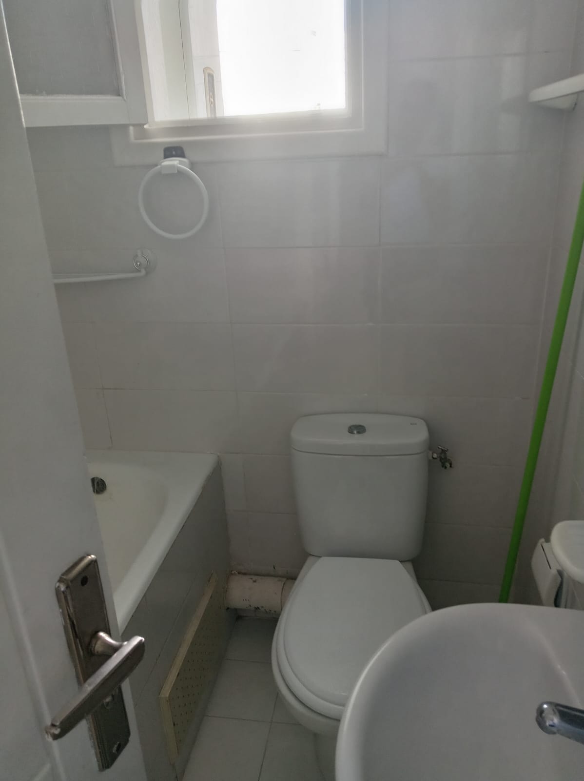 La Marsa&nbsp;El Aouina&nbsp;Location&nbsp;Appart. 1 pi�ce&nbsp;Appartement jardin laouina s1