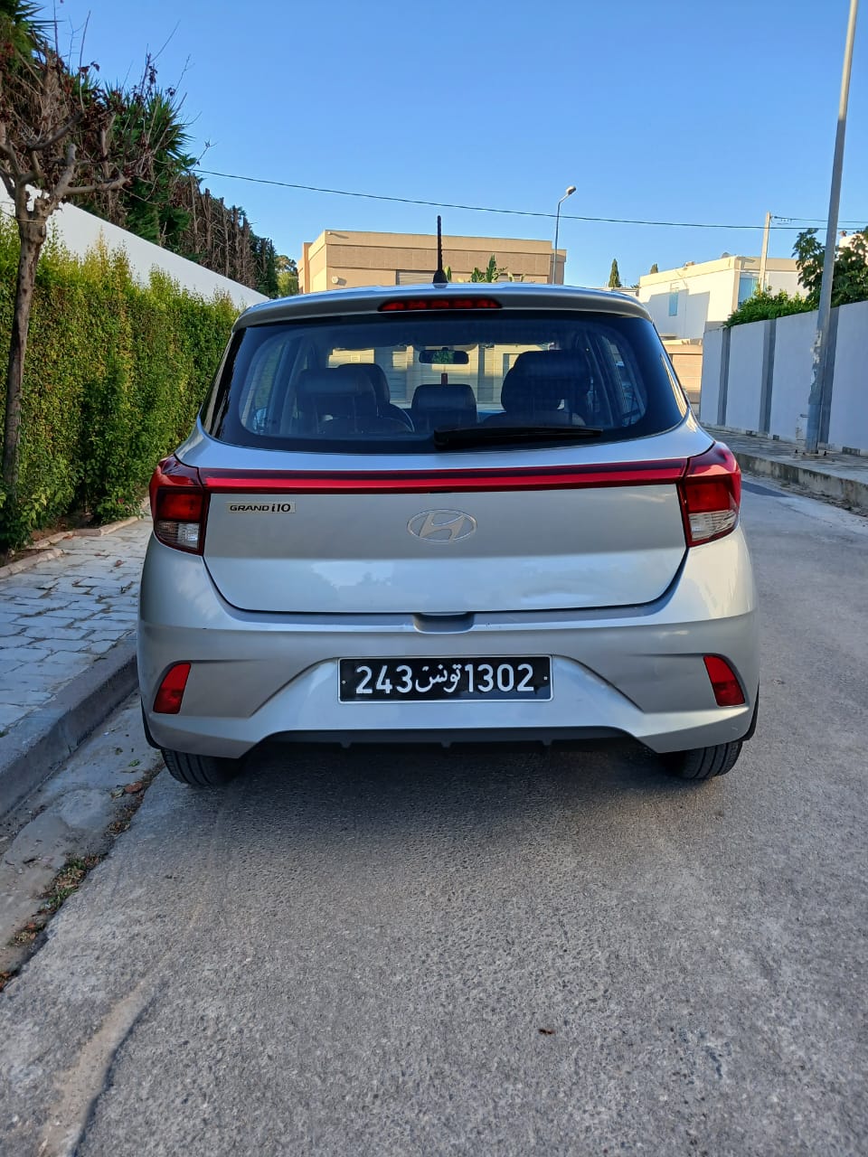 El Menzah&nbsp;El Menzah 1&nbsp;Hyundai&nbsp;Autre Mod�le&nbsp;Faible kilom�trage