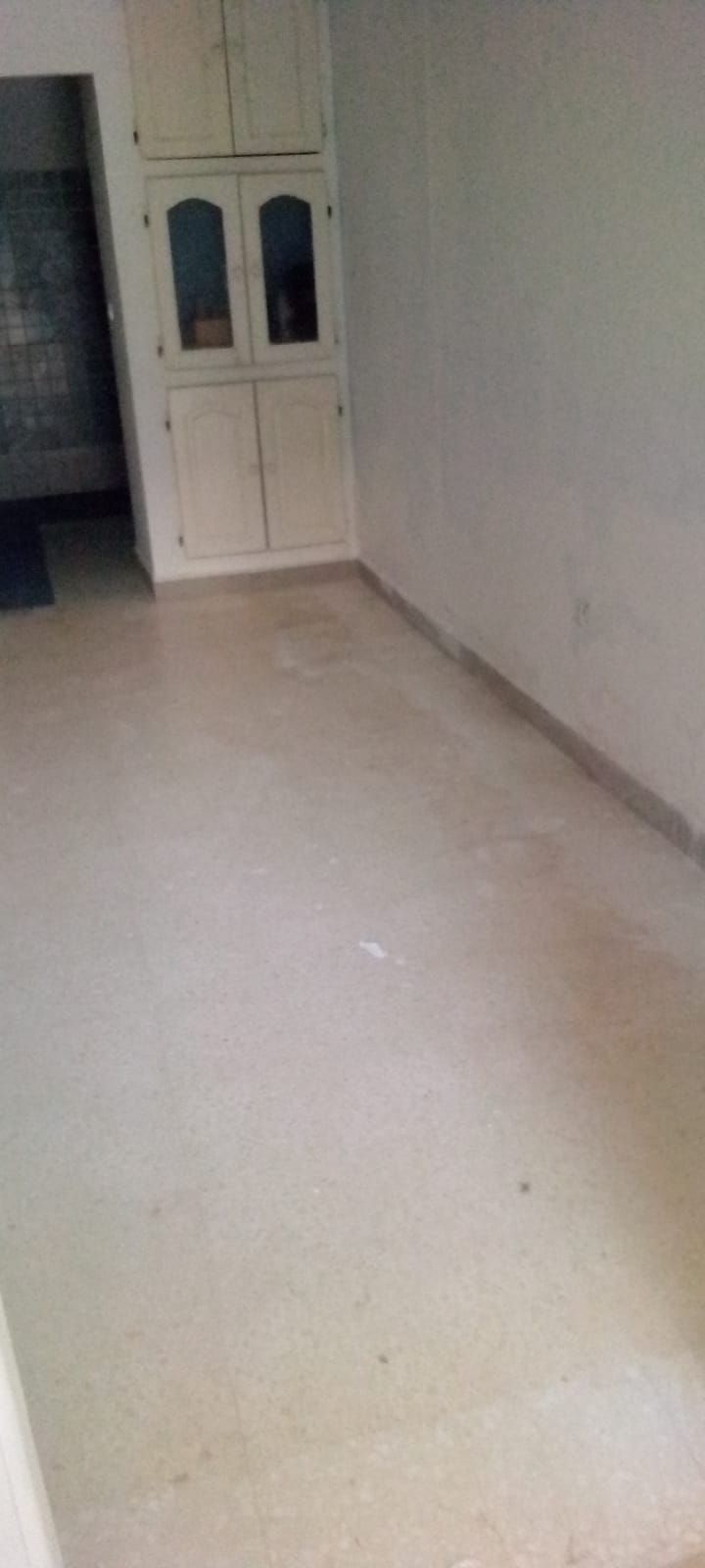 Ain Zaghouan&nbsp;Ain Zaghouan&nbsp;Location&nbsp;Appart. 1 pi�ce&nbsp;S0 ussage bureautique ou habitation