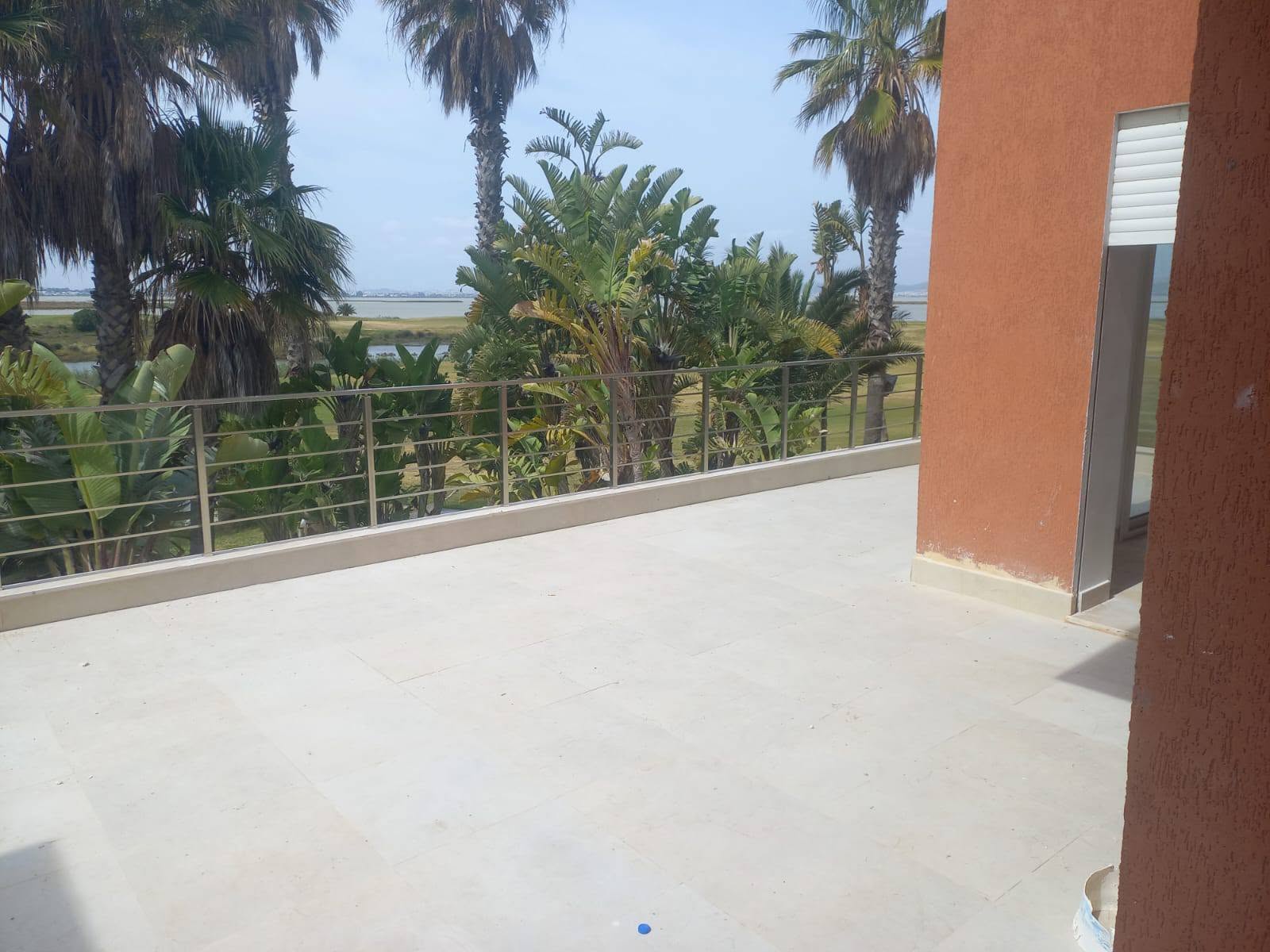 La Marsa&nbsp;Gammart&nbsp;Location&nbsp;Appart. 2 pi�ces&nbsp;Appartement jamais habit� au golf