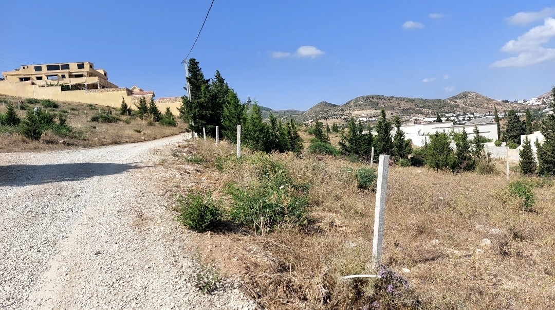 Sidi Thabet&nbsp;Jabbes&nbsp;Terrain&nbsp;Terrain nu&nbsp;Terrain 1000m jabbes