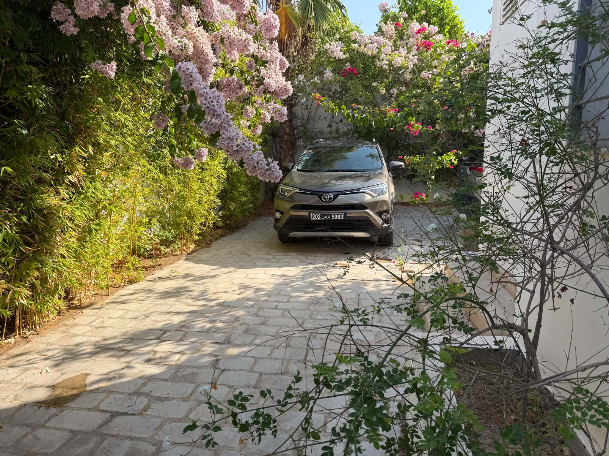 Toyota&nbsp;RAV 4