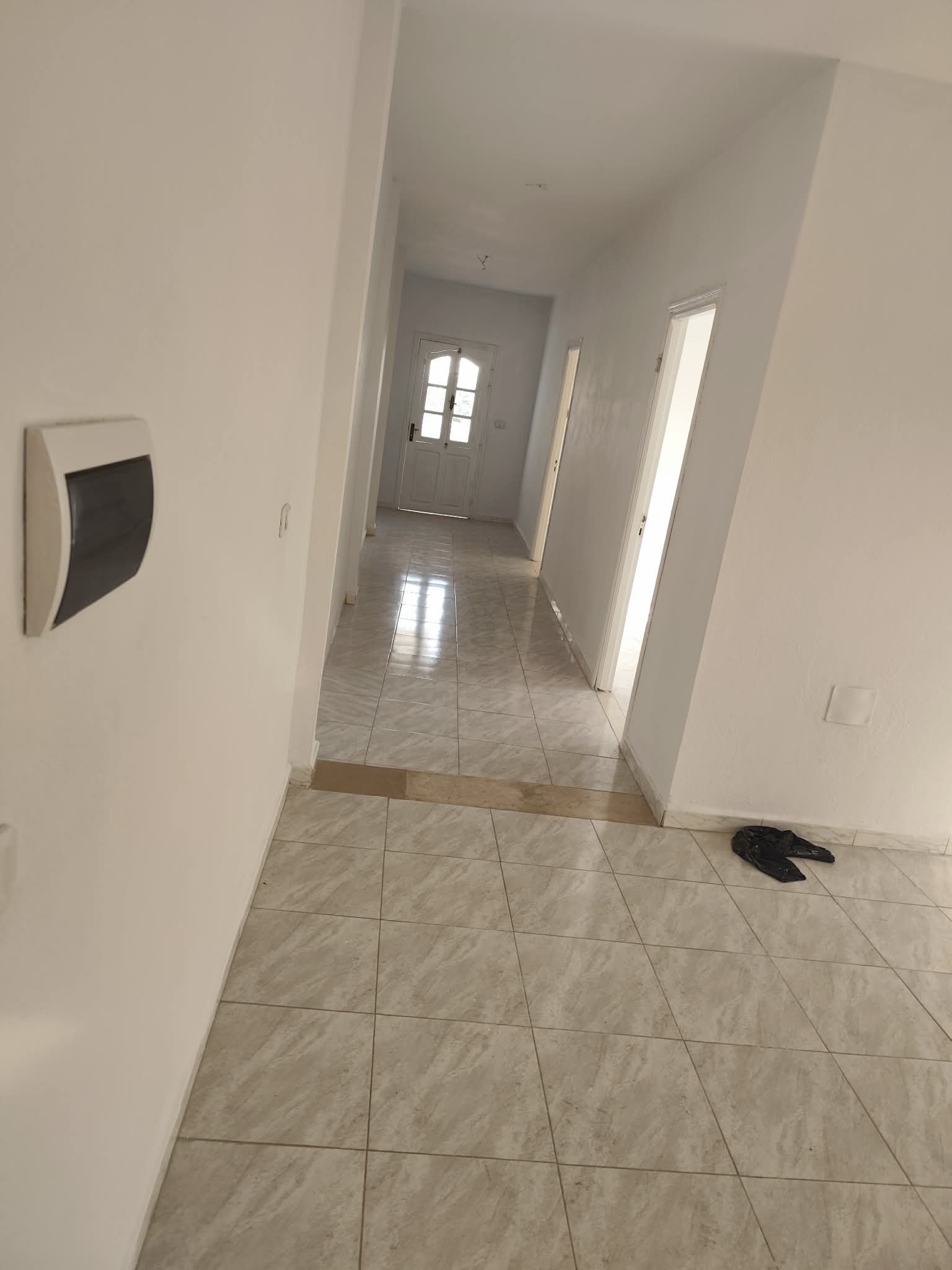 El Omrane&nbsp;Djbal El Ahmar&nbsp;Location&nbsp;Appart. 3 pi�ces&nbsp;Appartement salon et deux chambres