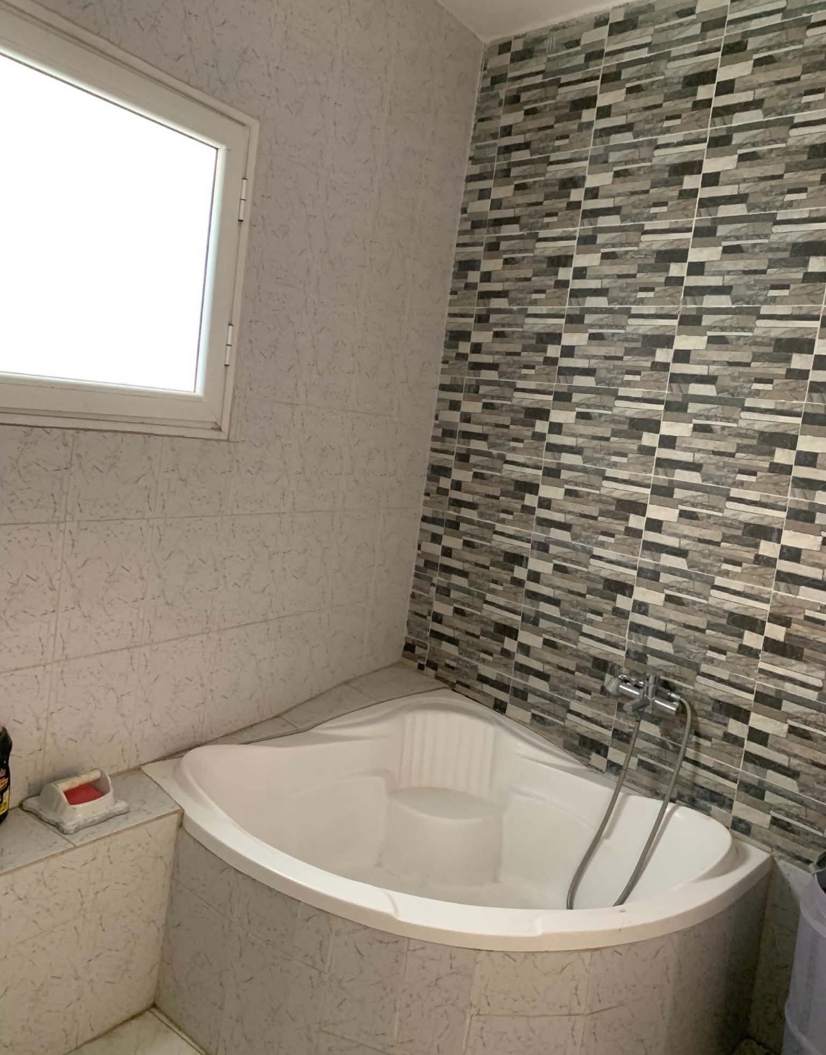 Hammam Lif&nbsp;Cite Boussouffara&nbsp;Vente&nbsp;Maisons&nbsp;Maisonnette duplex proche de la mer � pieds