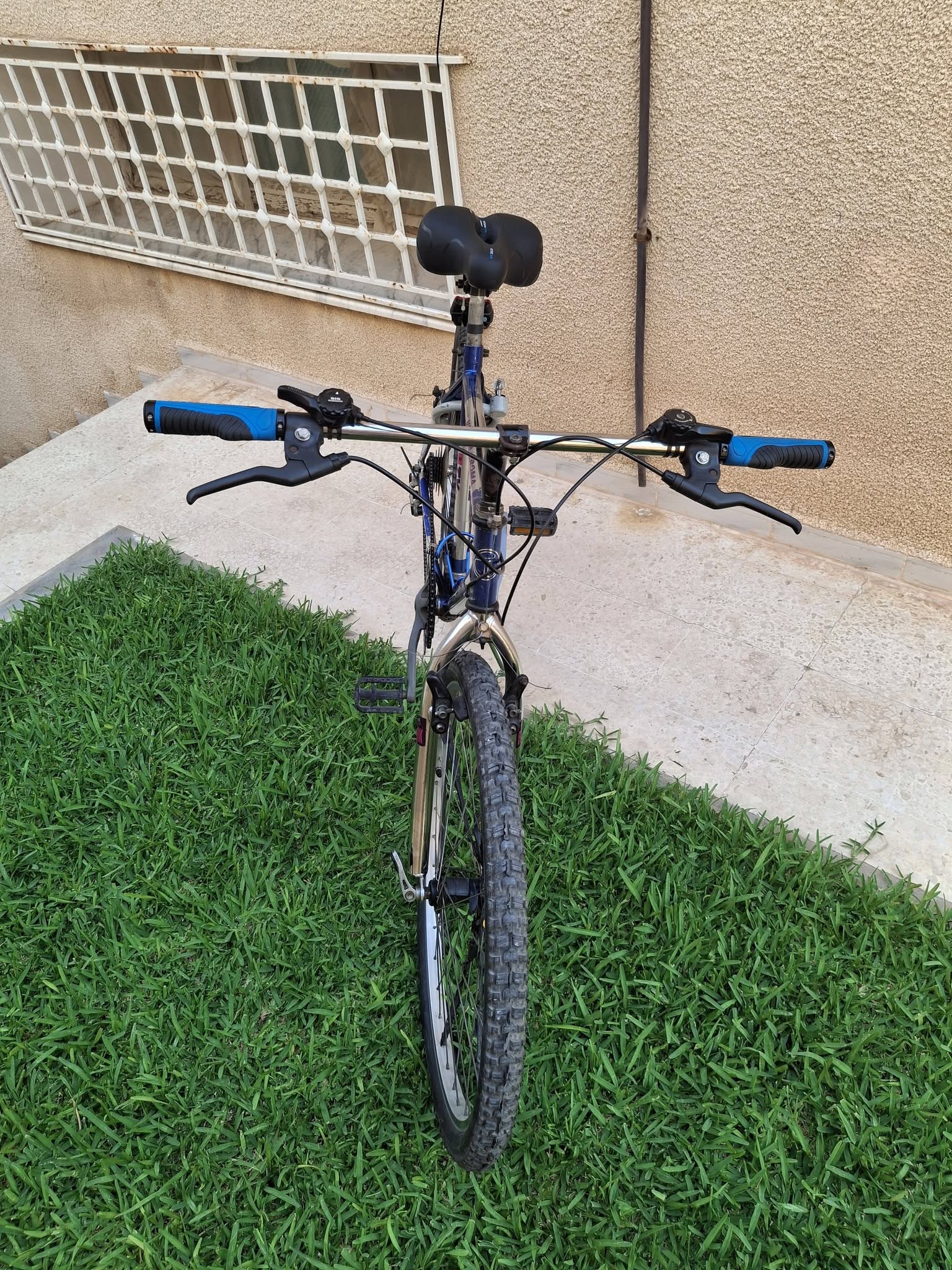 Sousse Jaouhara&nbsp;Sahloul&nbsp;Autre&nbsp;Autre&nbsp;V�lo vtt pour homme