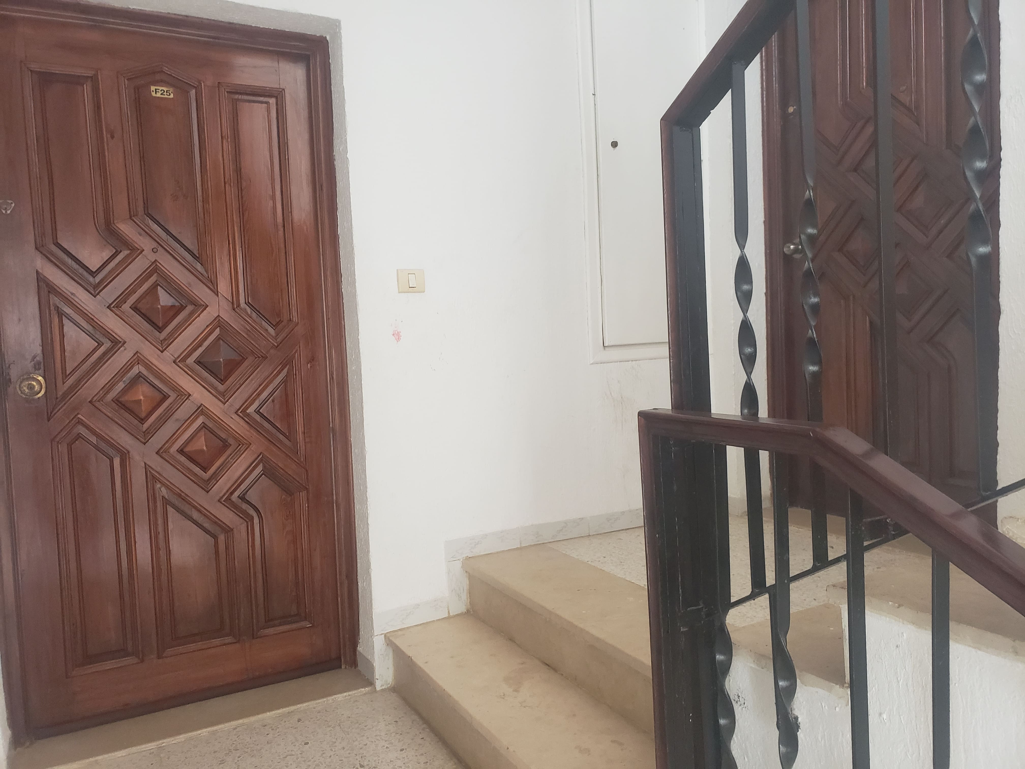 Mannouba&nbsp;Denden&nbsp;Location&nbsp;Appart. 3 pi�ces&nbsp;Appart en parfait �tat salon et deux chambres
