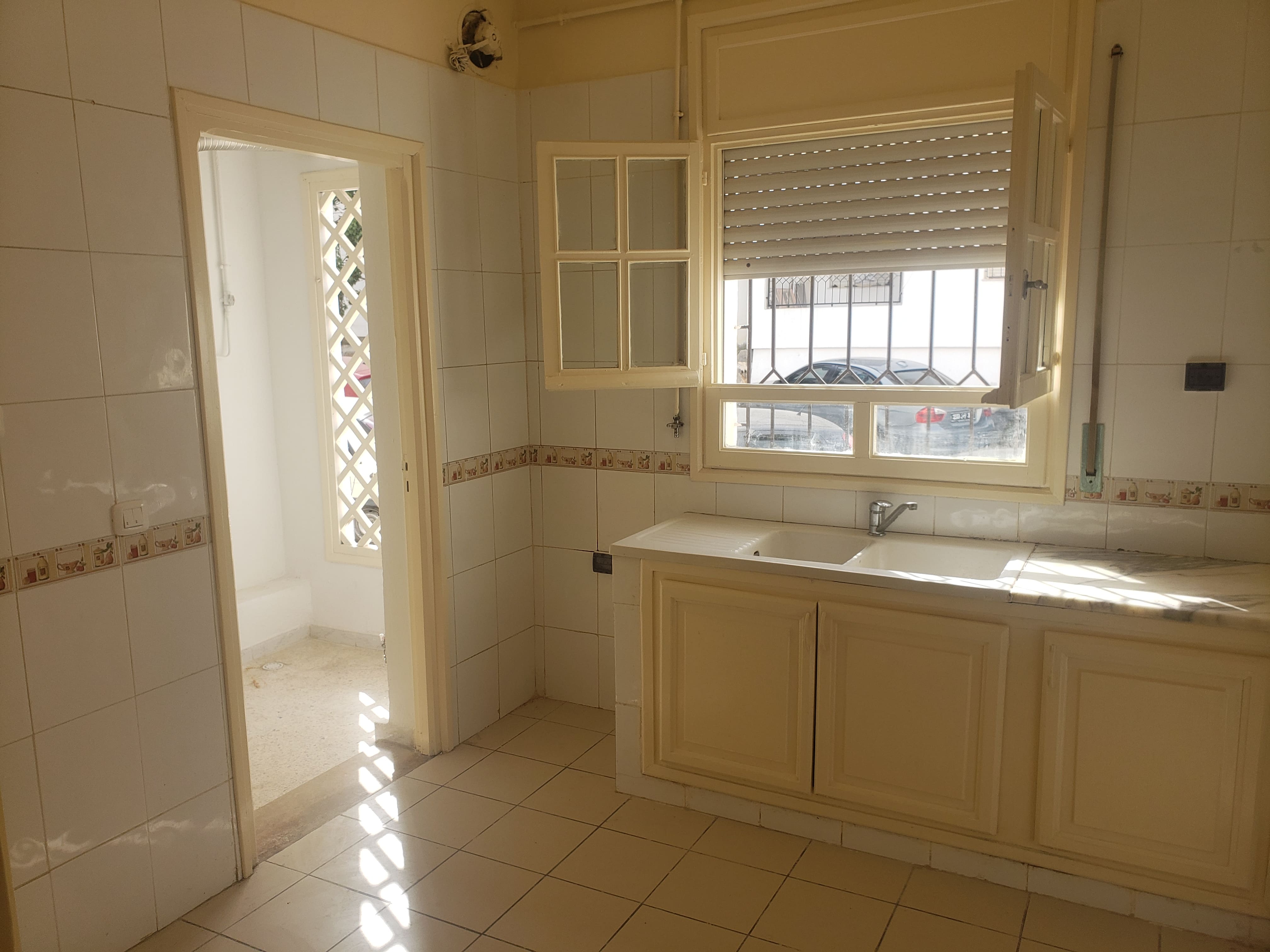 Mannouba&nbsp;Denden&nbsp;Location&nbsp;Appart. 3 pi�ces&nbsp;Appart en parfait �tat salon et deux chambres