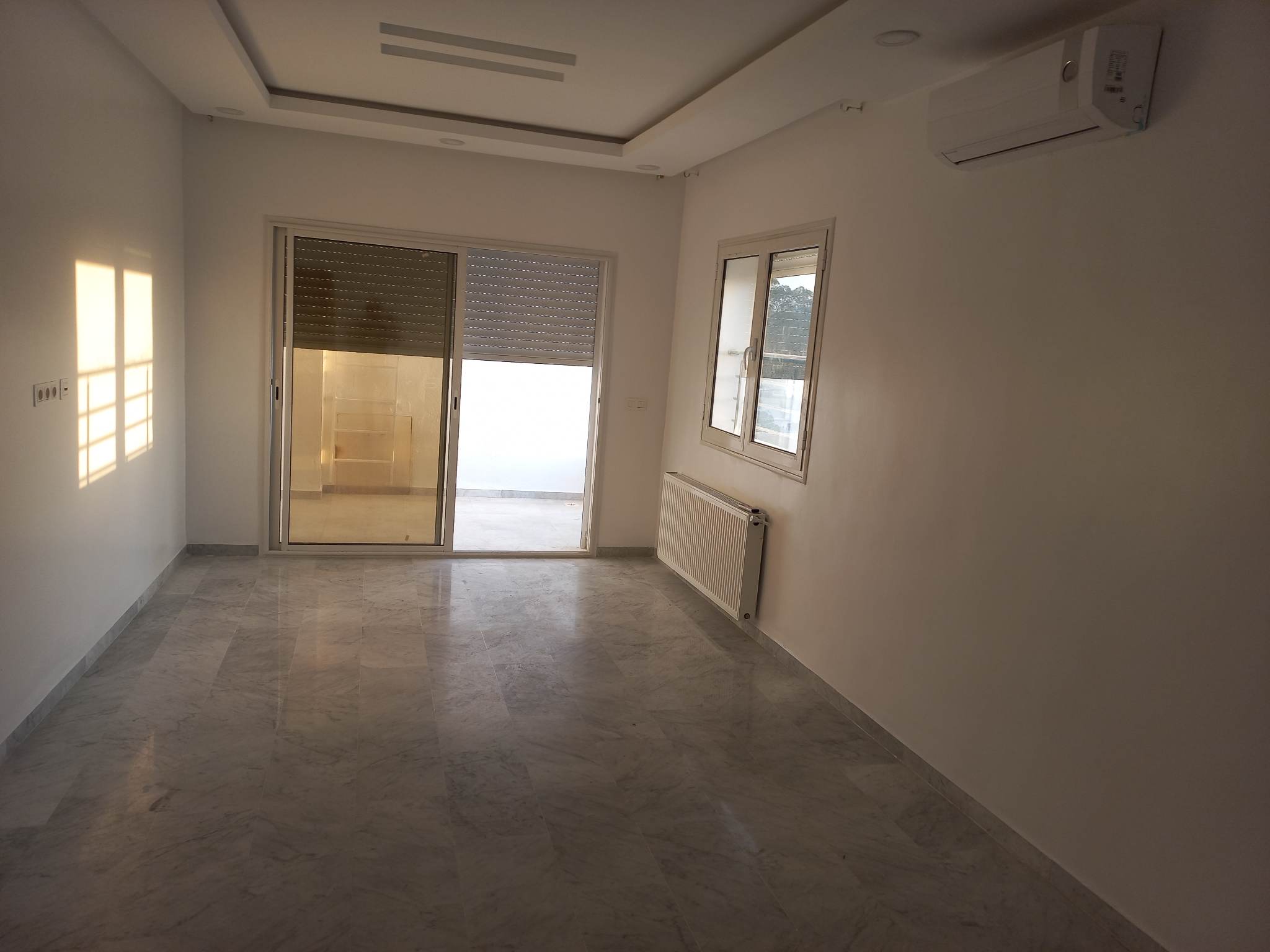 La Marsa&nbsp;El Aouina&nbsp;Location&nbsp;Appart. 3 pi�ces&nbsp;S3 ain zaghouan pr�s showroom hyundai