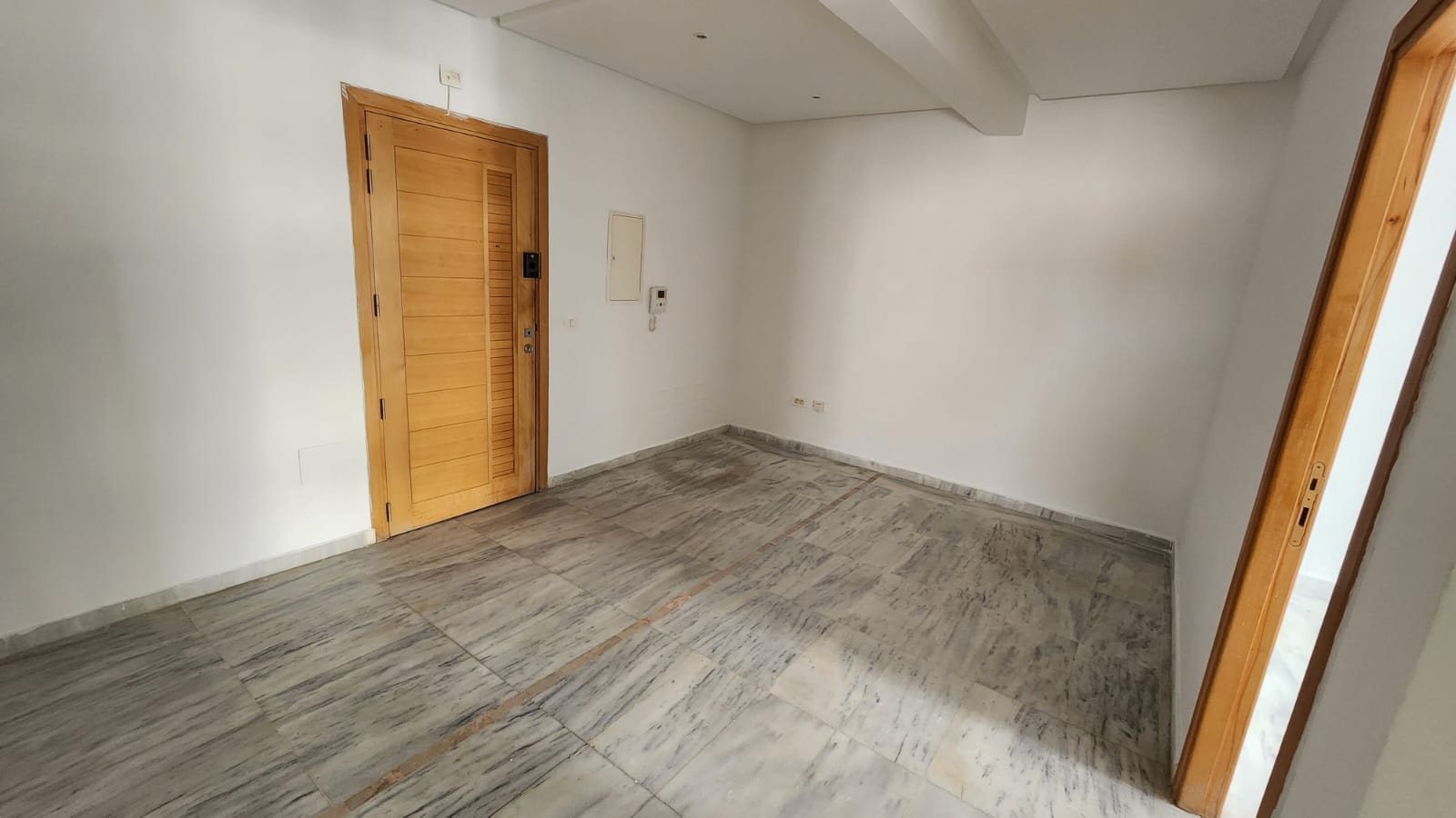 El Menzah&nbsp;Tunis Belvedere&nbsp;Location&nbsp;Appart. 2 pi�ces&nbsp;Appartement s2 avenue de la libert�
