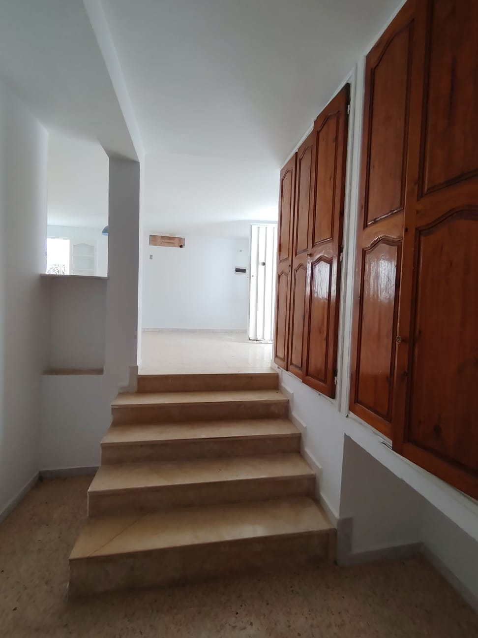 Ariana Ville&nbsp;Cite Ennasr 2&nbsp;Location&nbsp;Maisons&nbsp;Studio rez de jardin h2 a ennasr 2 wb4515