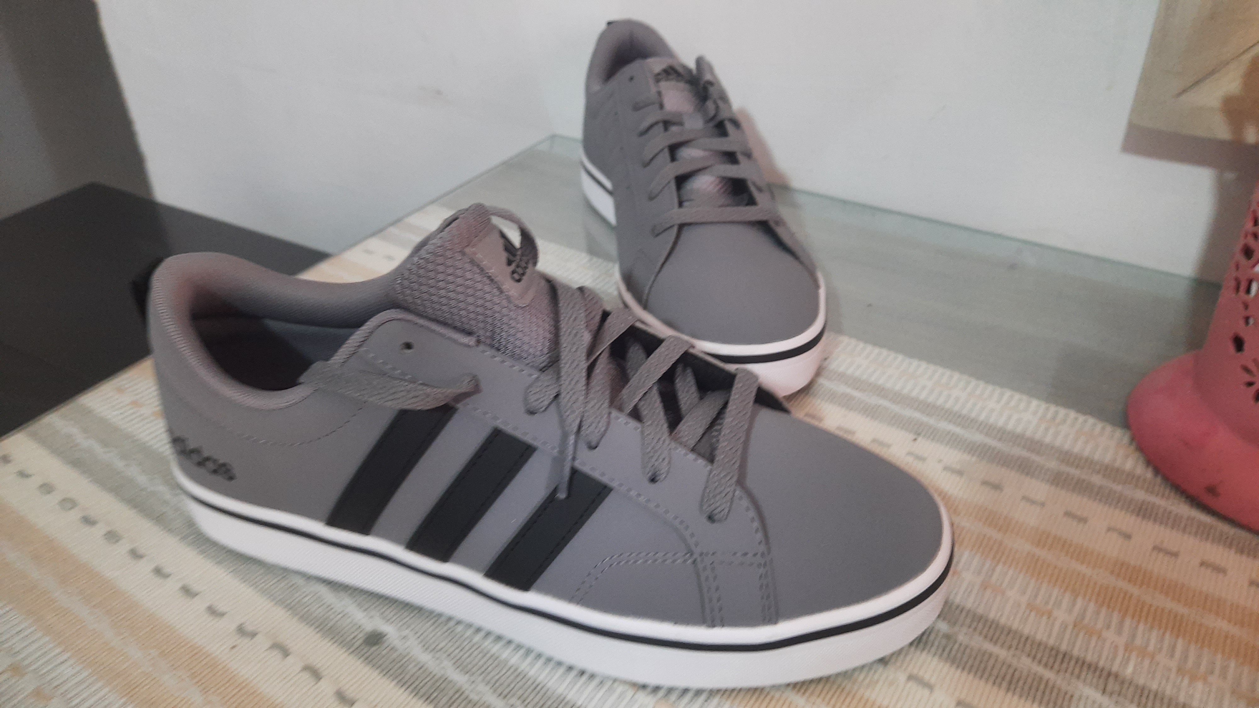 Le Bardo&nbsp;Le Bardo&nbsp;Hommes&nbsp;Autre&nbsp;Adidas vs pace 2 0 t42