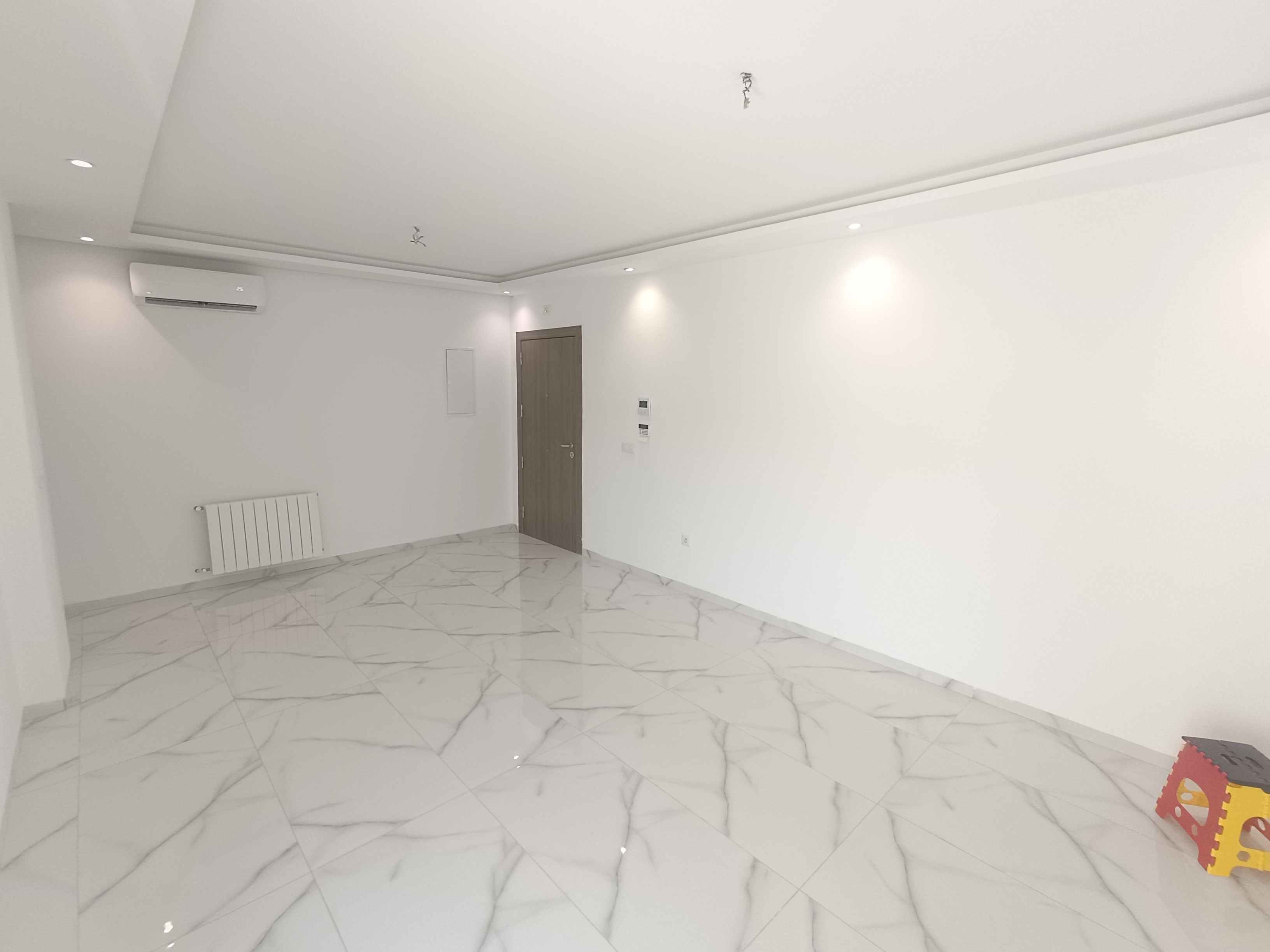 Ariana Ville&nbsp;Cite Ennasr 2&nbsp;Location&nbsp;Appart. 4 pi�ces&nbsp;Appartement s3 dont une suite parentale