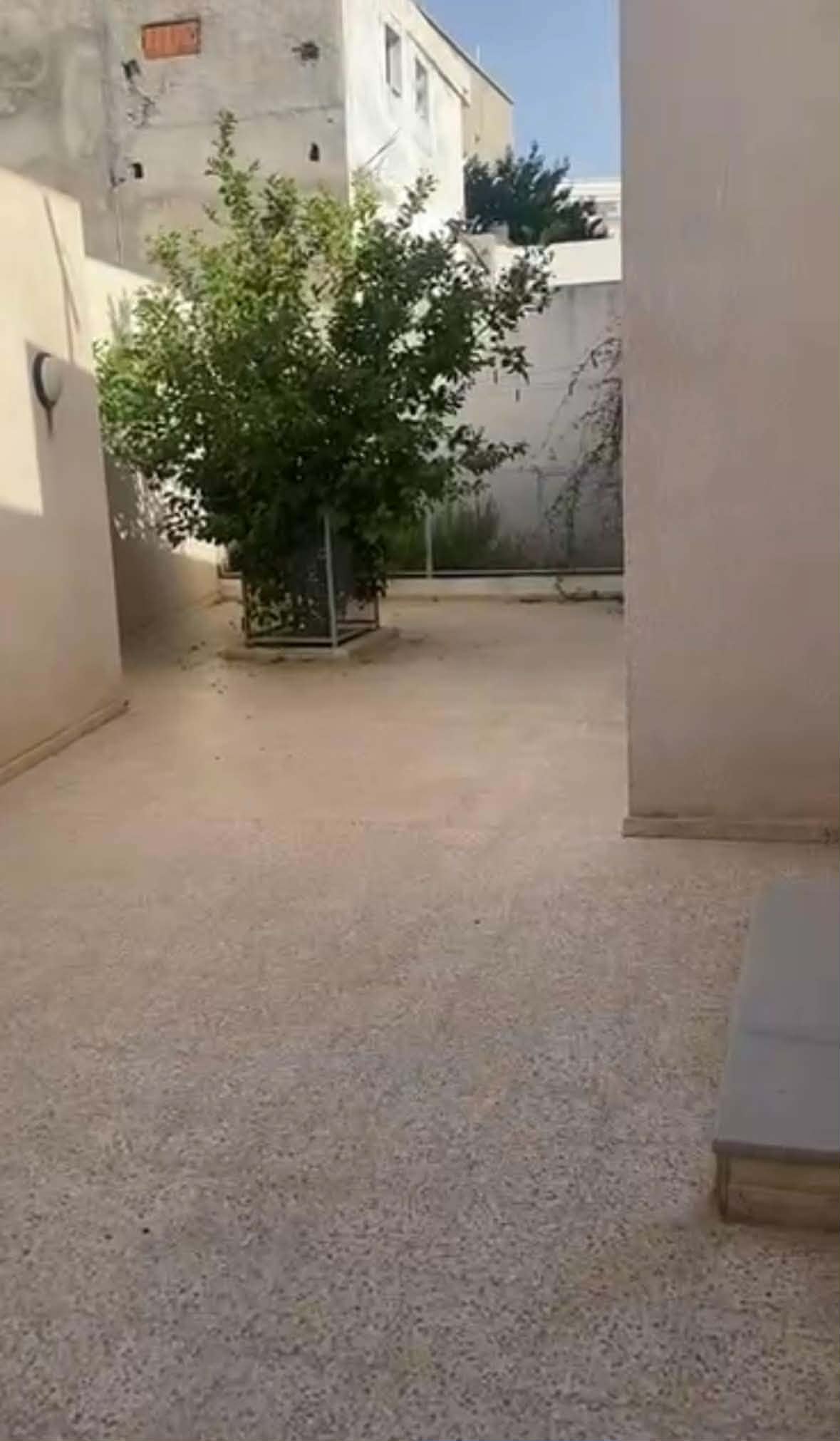 Mnihla&nbsp;Jardins d'el Menzah&nbsp;Vente&nbsp;Appart. 3 pi�ces&nbsp;A na pas  rater villa