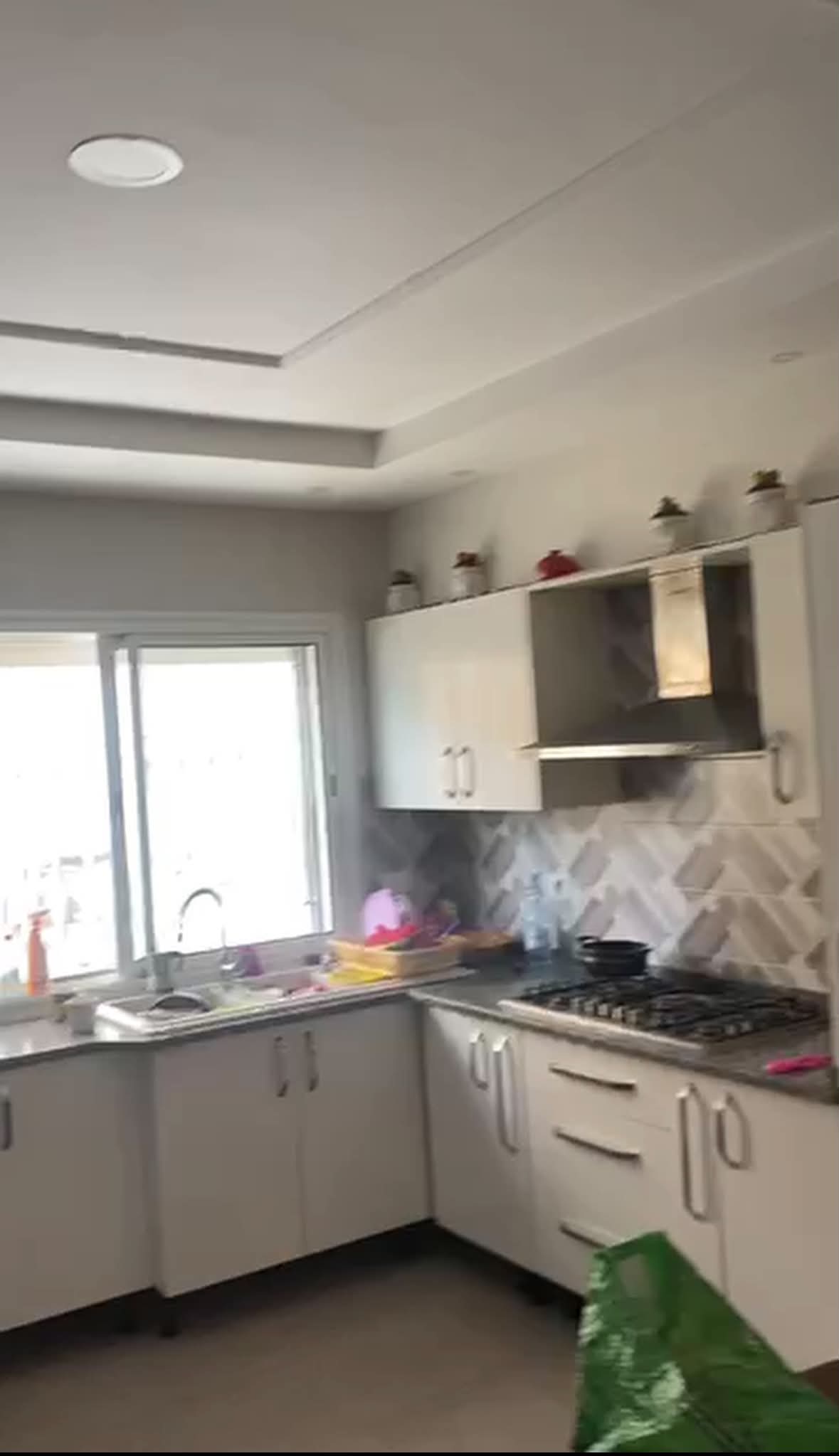 Mnihla&nbsp;Jardins d'el Menzah&nbsp;Vente&nbsp;Appart. 3 pi�ces&nbsp;A na pas  rater villa