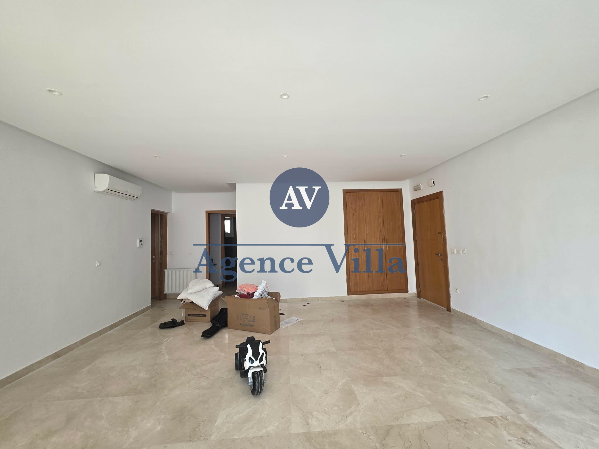 Ain Zaghouan&nbsp;Ain Zaghouan&nbsp;Location&nbsp;Appart. 4 pi�ces&nbsp;Appartement s3 avec terrasse aux jardins de