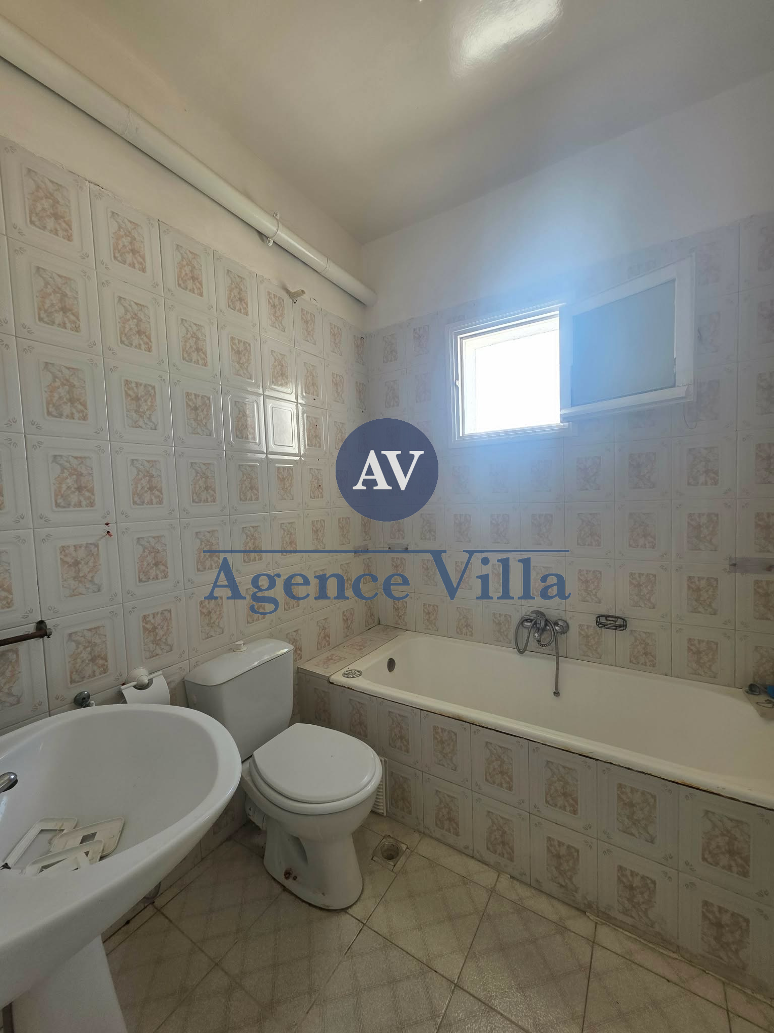La Marsa&nbsp;Cite El Khalil&nbsp;Location&nbsp;Appart. 2 pi�ces&nbsp;Appartement s1 avec balcon � la marsa