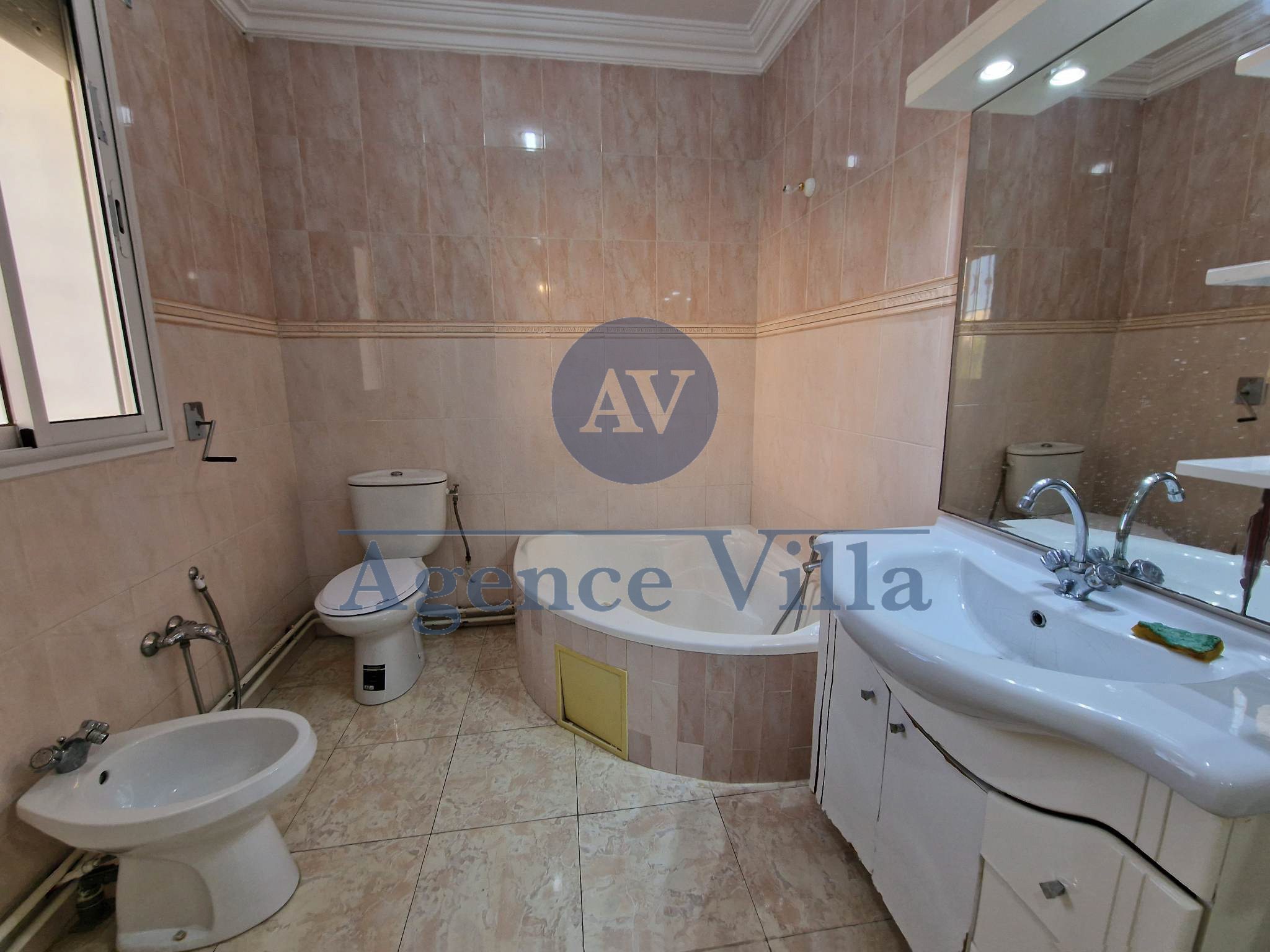 El Menzah&nbsp;El Menzah 9&nbsp;Location&nbsp;Maisons&nbsp;Villa s4 � 2 niveaux � menzeh 9