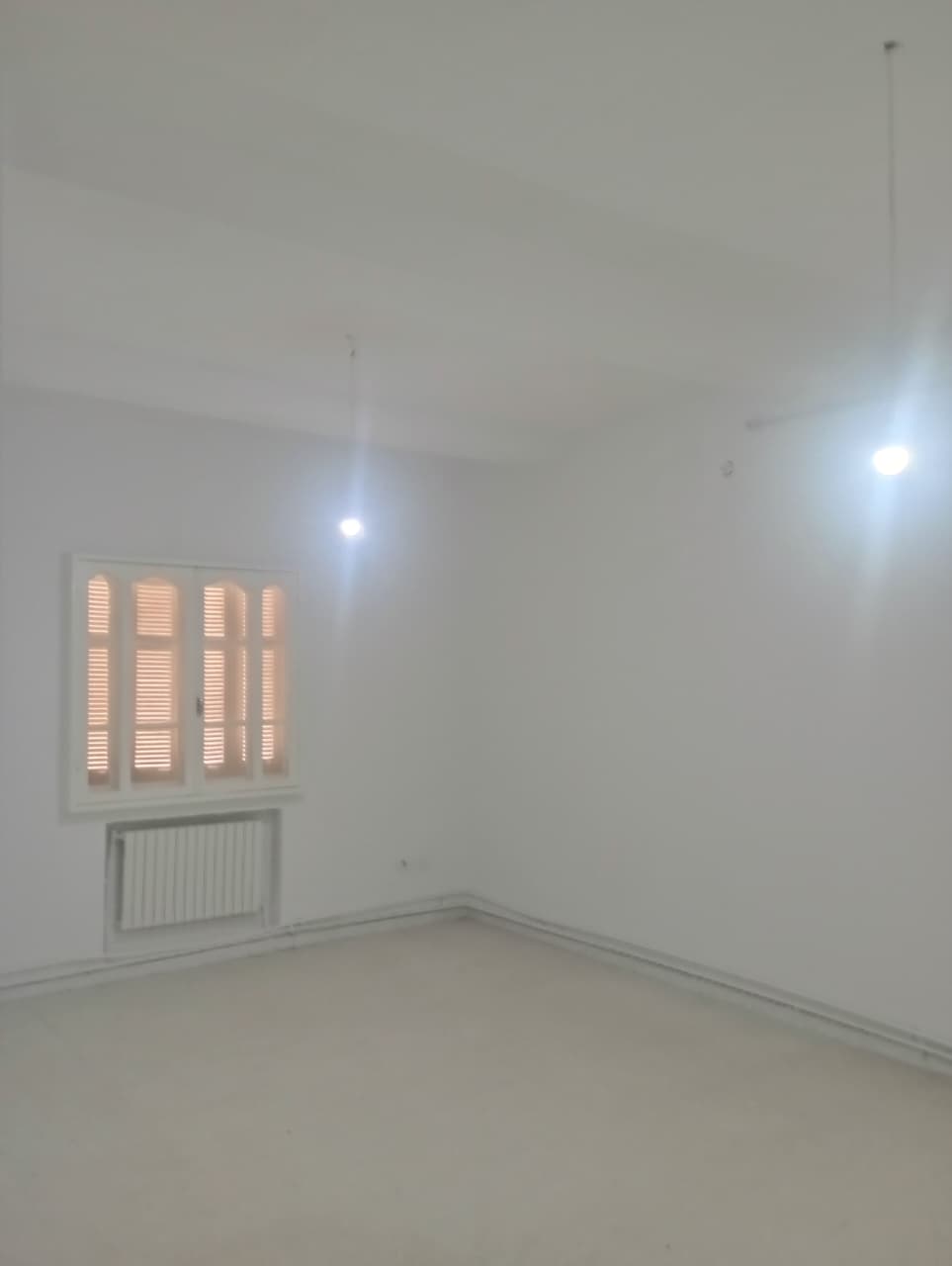 La Marsa&nbsp;El Aouina&nbsp;Location&nbsp;Appart. 3 pi�ces&nbsp;1er �tage villa s plus 3 face lac2