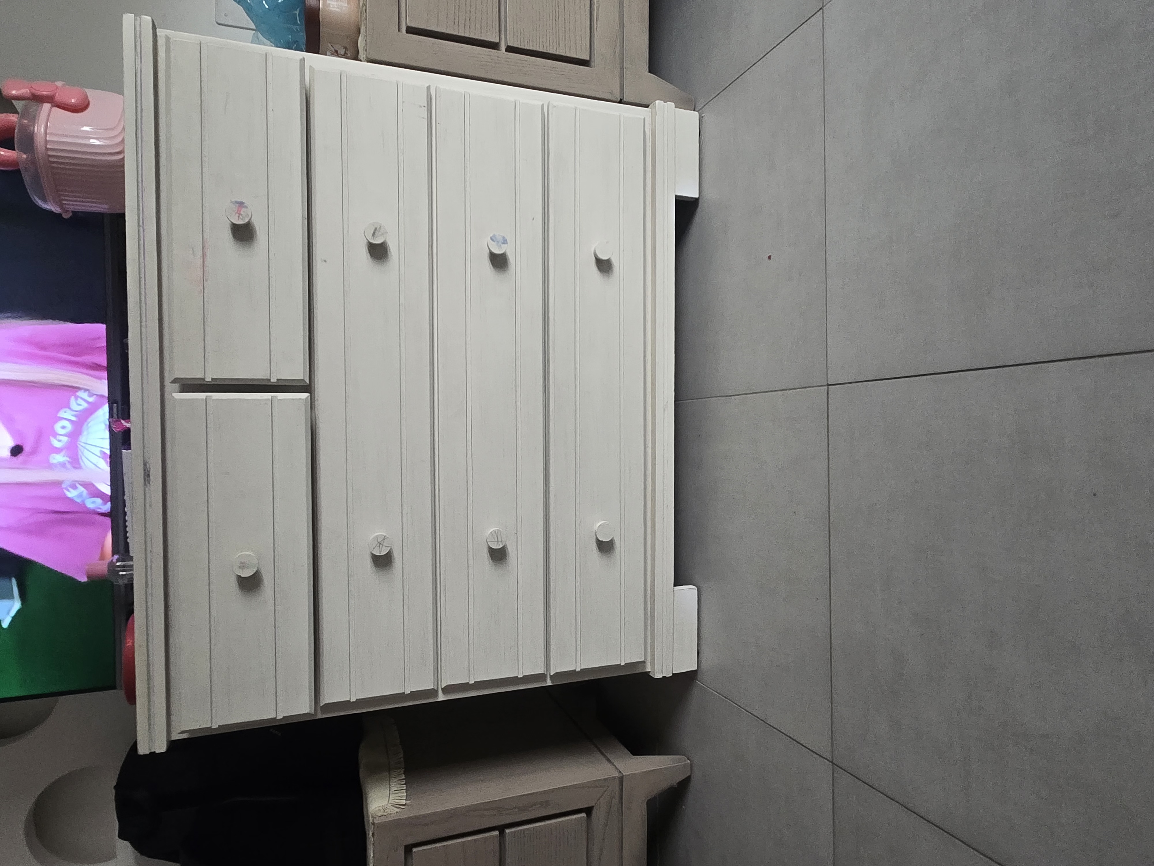 La Soukra&nbsp;Borj Louzir&nbsp;Meubles d'enfant&nbsp;Lits&nbsp;Lit b�b� avec commode en bois
