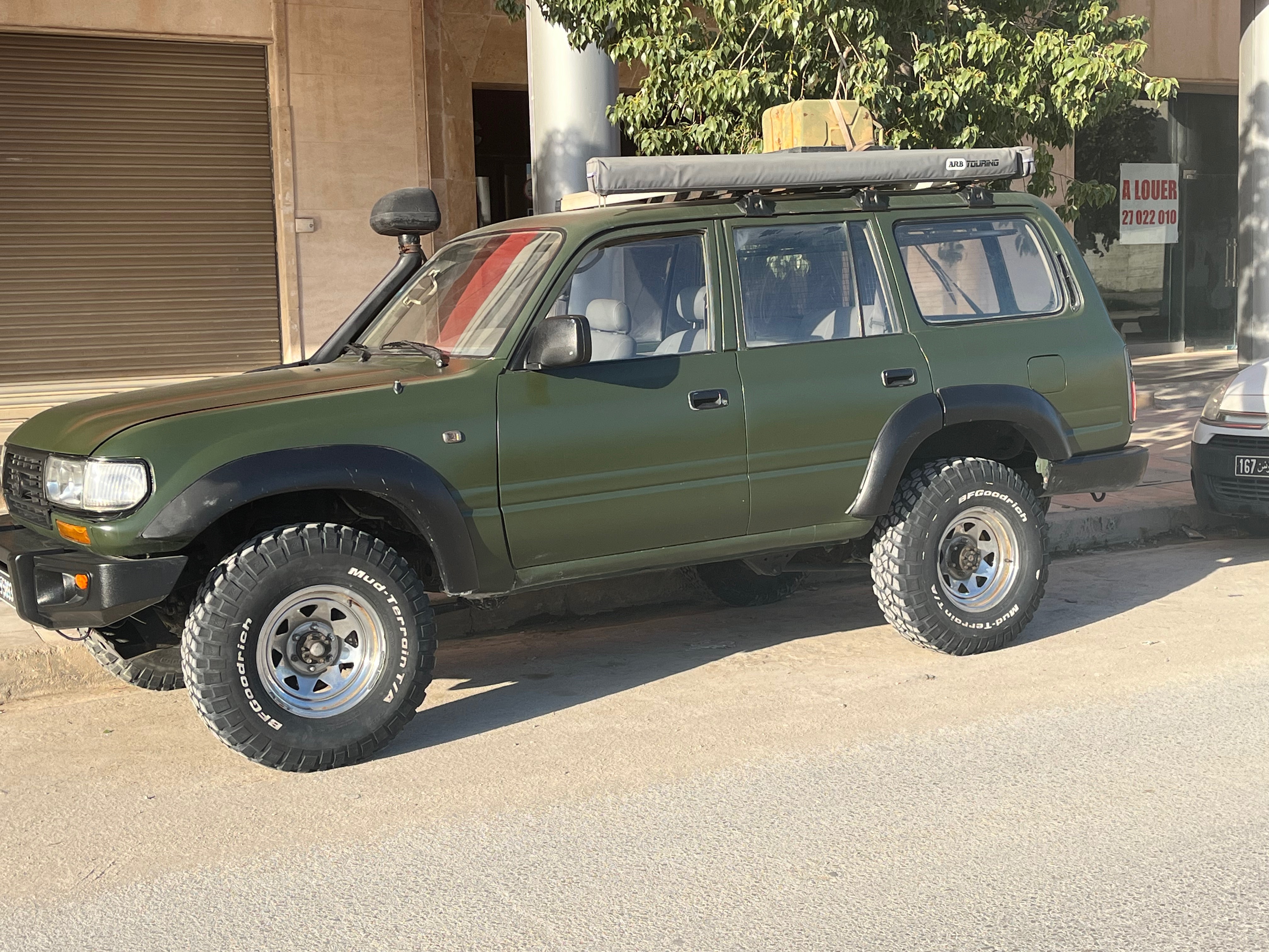 Ariana Ville&nbsp;El Menzah 5&nbsp;Toyota&nbsp;Land Cruiser&nbsp;Toyota land cruiser hzj 80 tr�s bon �tat