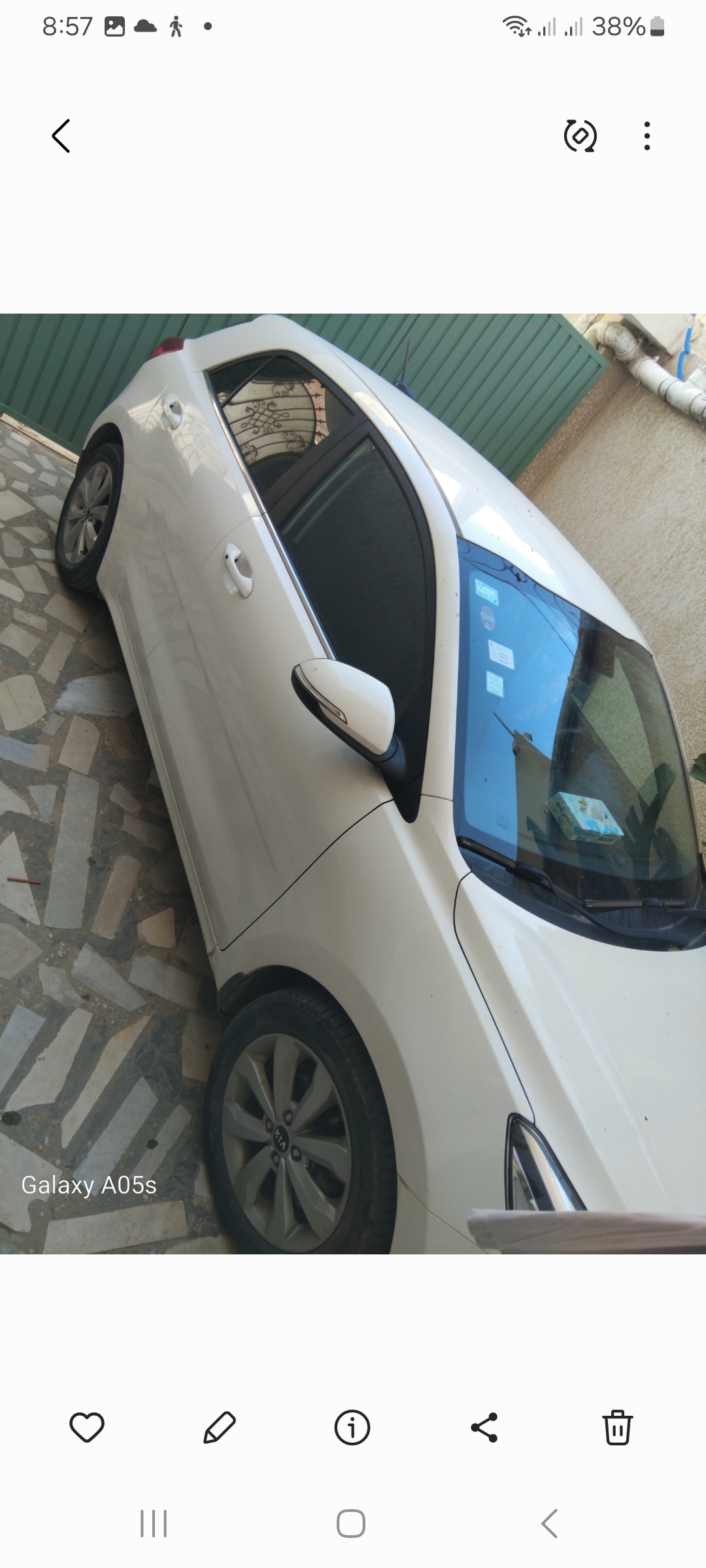 La Soukra&nbsp;Chotrana 3&nbsp;Kia&nbsp;Rio&nbsp;Kia rio sx