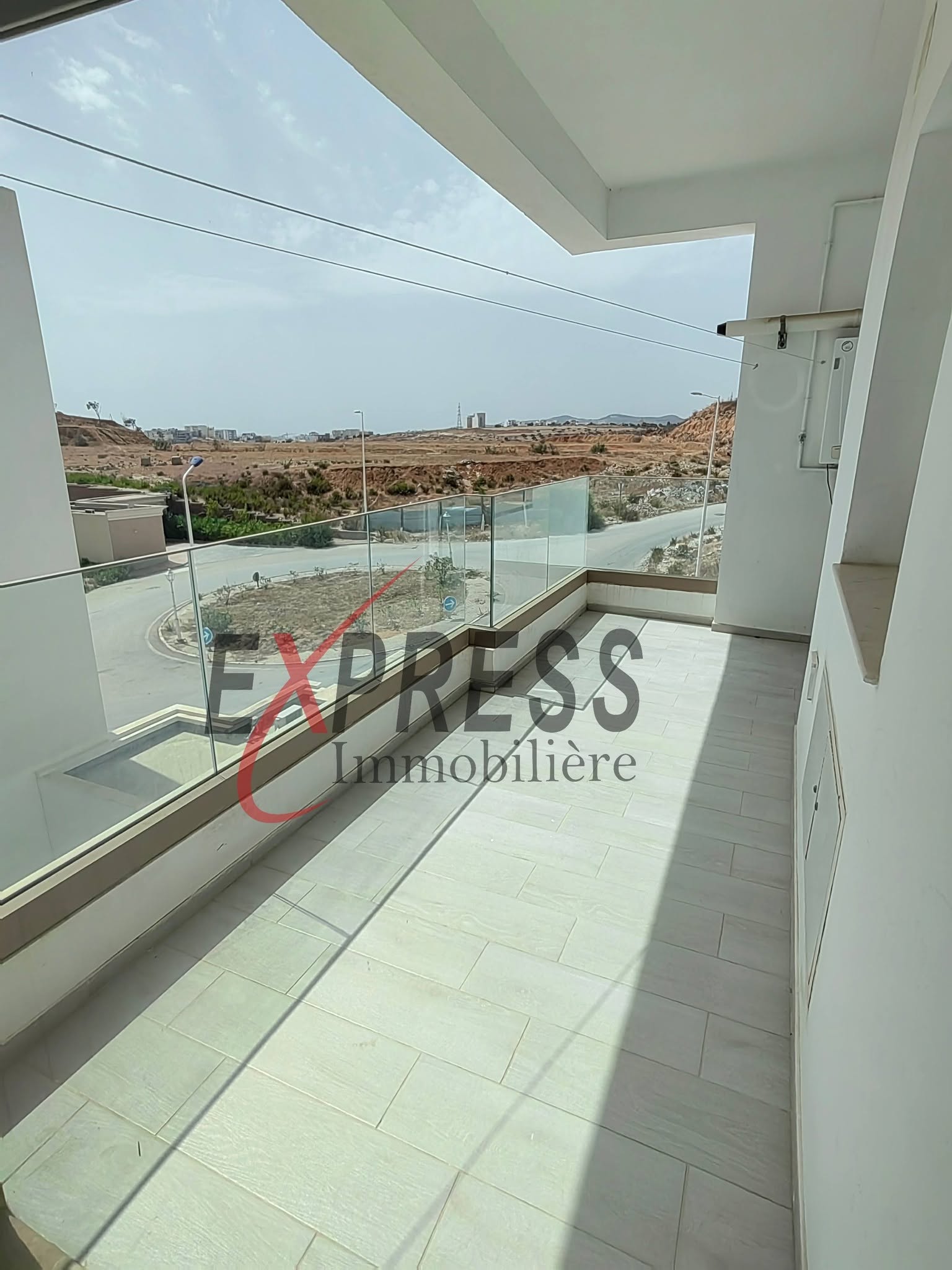 Ariana Ville&nbsp;Cite Ennasr 2&nbsp;Location&nbsp;Appart. 4 pi�ces&nbsp;Un appart s3 haut standing � ennaser 2
