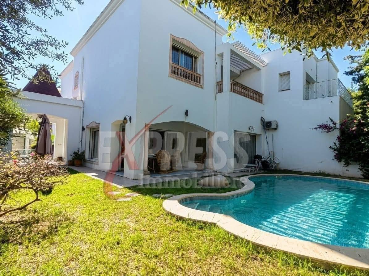 Rades&nbsp;Rades Medina&nbsp;Vente&nbsp;Maisons&nbsp;Villa sur deux niveaux avec jardin et piscine