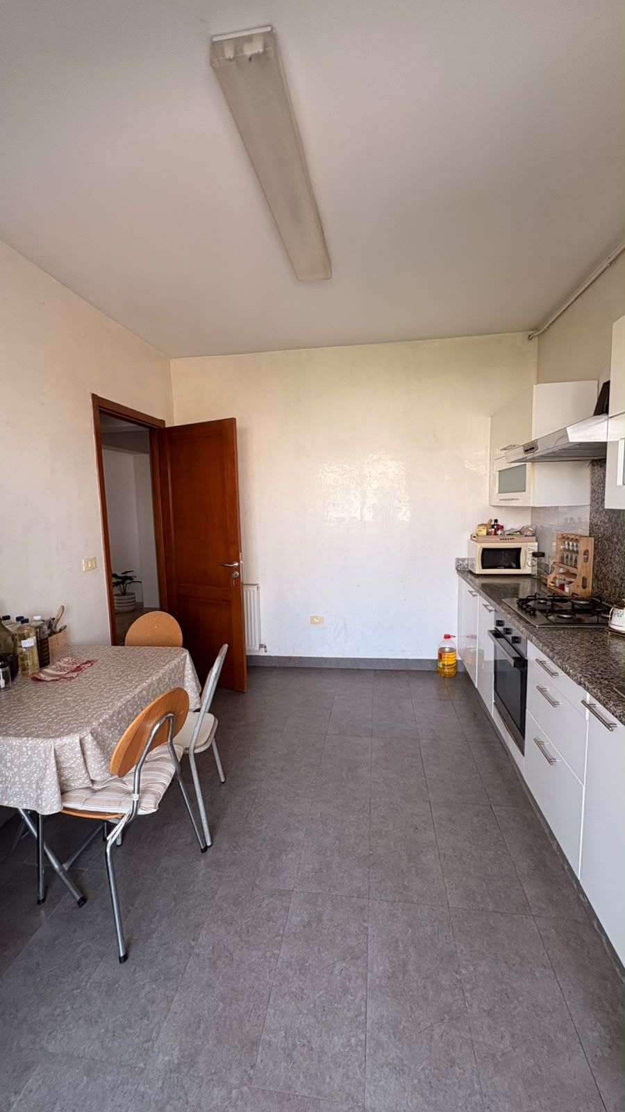 Mnihla&nbsp;Jardins d'el Menzah&nbsp;Location&nbsp;Appart. 3 pi�ces&nbsp;Appartement s plus 2 meubl� � jardin d'el menzah 2