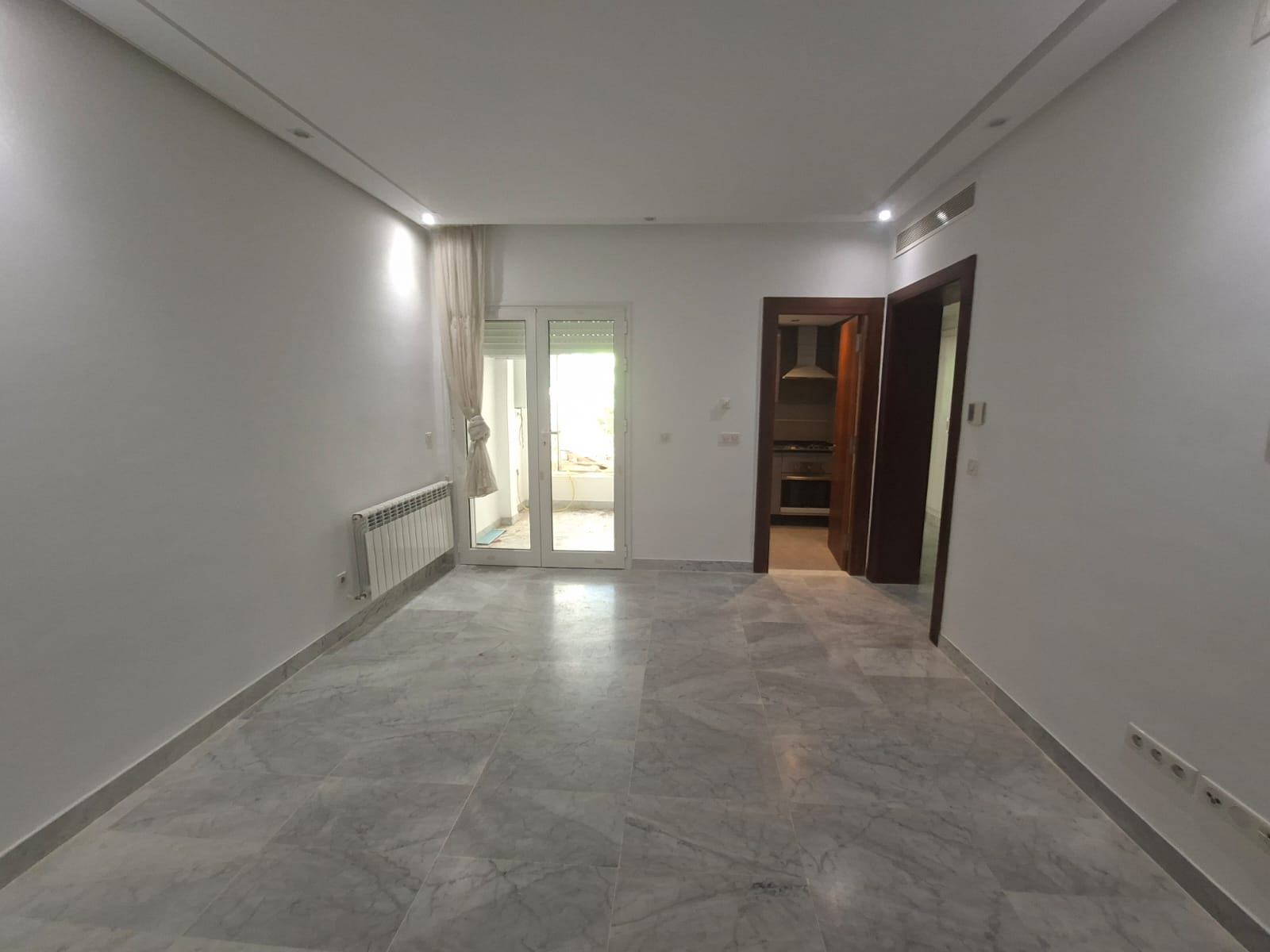 Ain Zaghouan&nbsp;Jardins de Carthage&nbsp;Location&nbsp;Appart. 2 pi�ces&nbsp;Appartement s plus 1 aux jardins de carthage