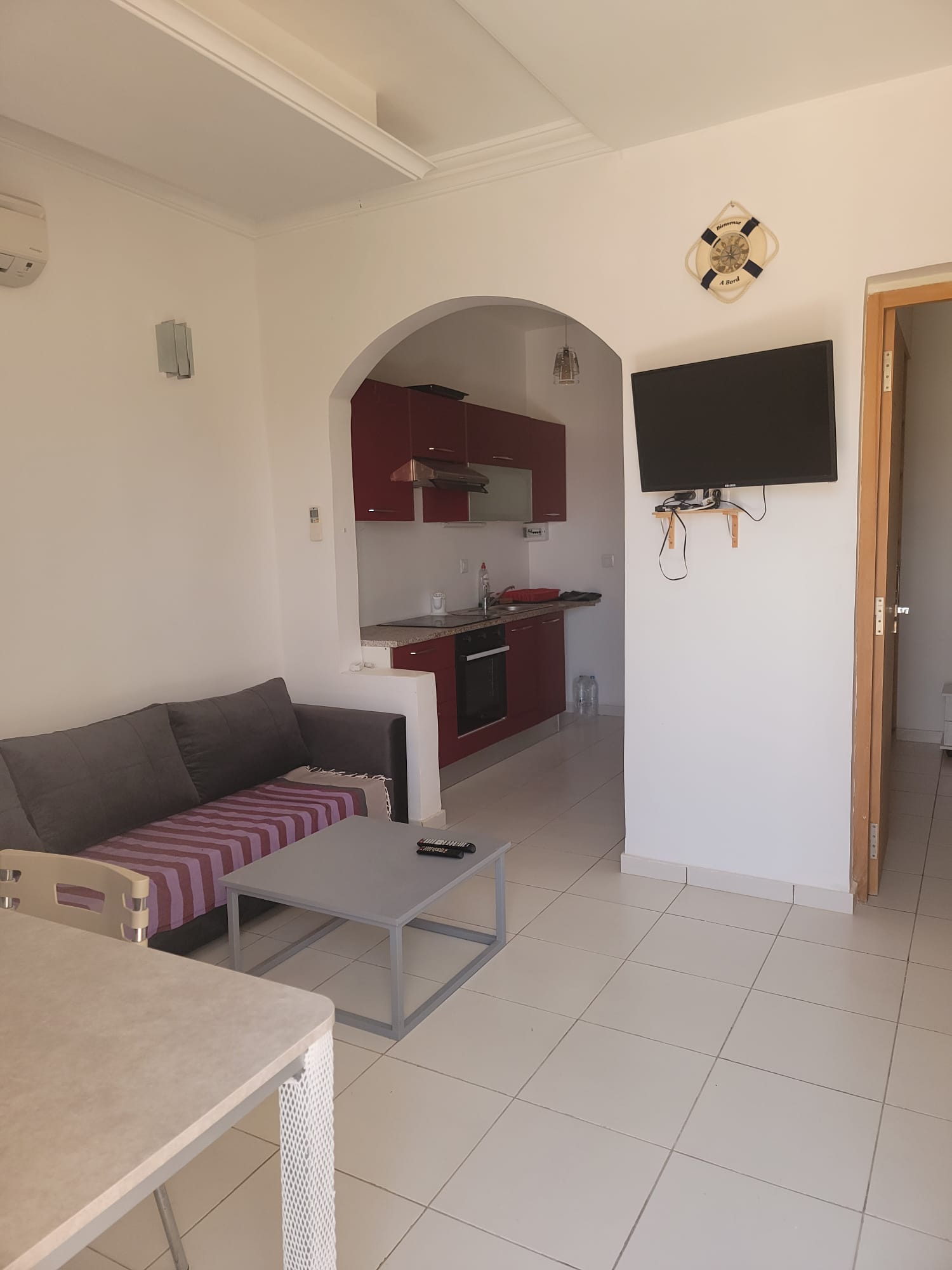 Djerba - Midoun&nbsp;Beni Maaguel&nbsp;Location&nbsp;Appart. 2 pi�ces&nbsp;Appartement 2 pi�ces climatis� cuisine sdb wc