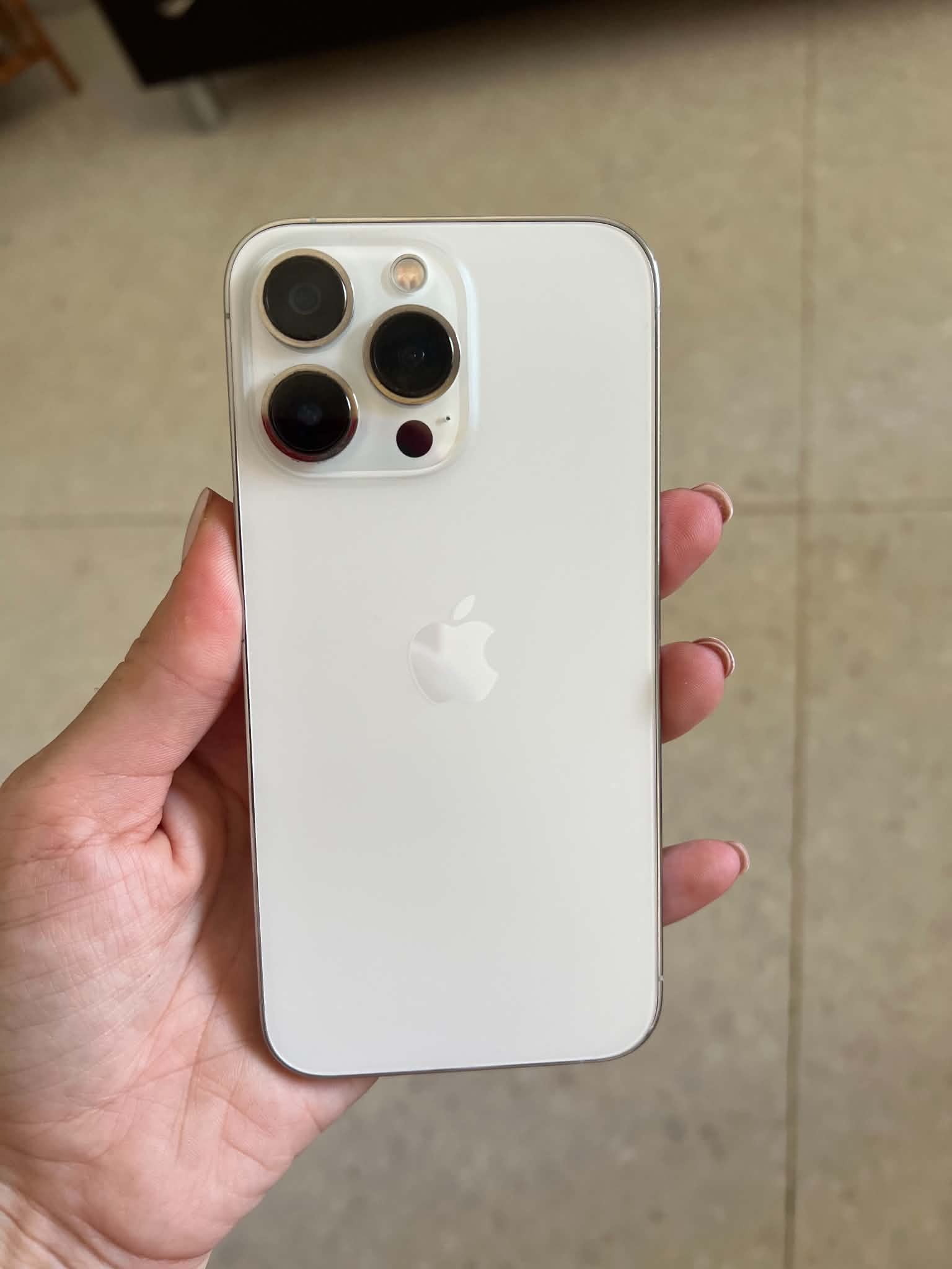 Ariana Ville&nbsp;Cite Ennasr 2&nbsp;Apple - iPhone&nbsp;iPhone 13 Pro&nbsp;I phone 13 pro