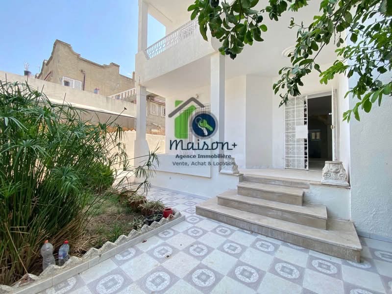 El Mourouj&nbsp;El Mourouj&nbsp;Vente&nbsp;Appart. 5 pi�ces+&nbsp;Villa spacieuse a mourouj 4