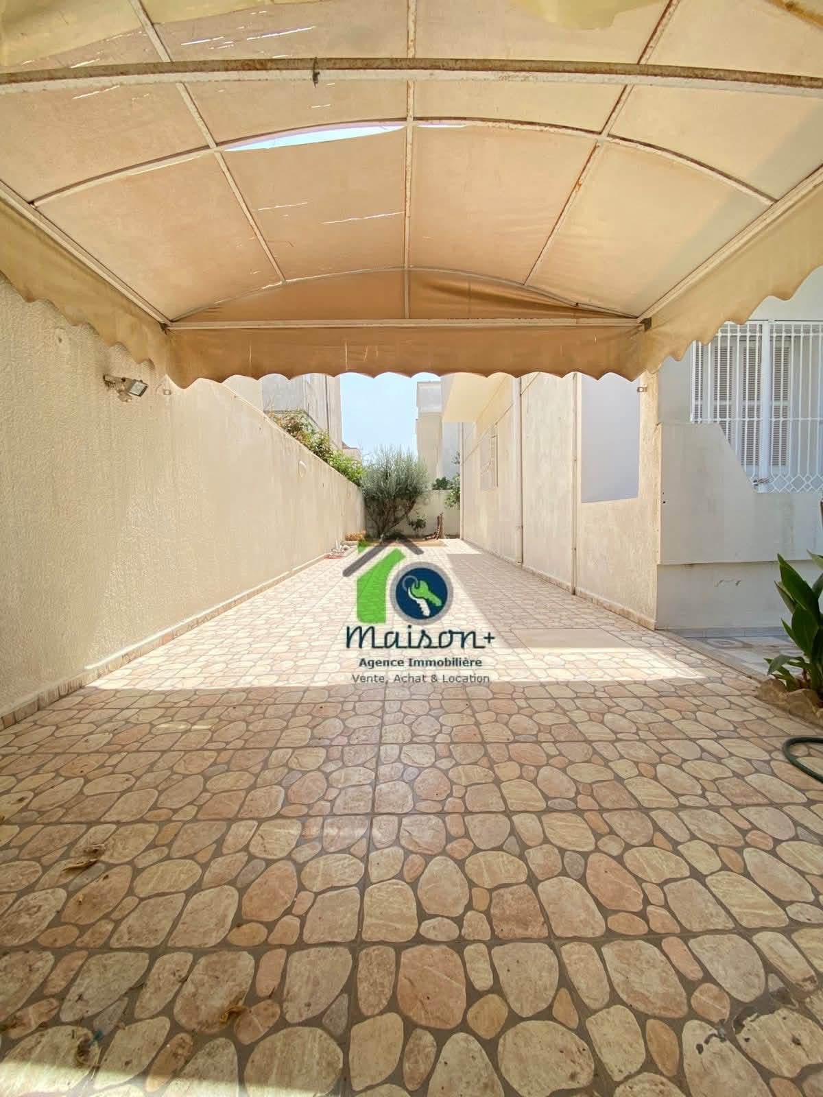 El Mourouj&nbsp;El Mourouj&nbsp;Vente&nbsp;Appart. 5 pi�ces+&nbsp;Villa spacieuse a mourouj 4