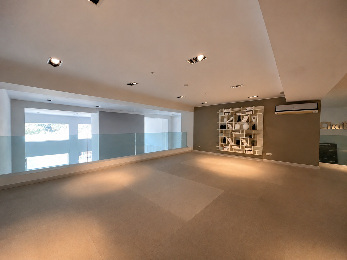 La Soukra&nbsp;La Soukra&nbsp;Location&nbsp;Autre&nbsp;A l o u e r  local commercial � la soukra 460 m
