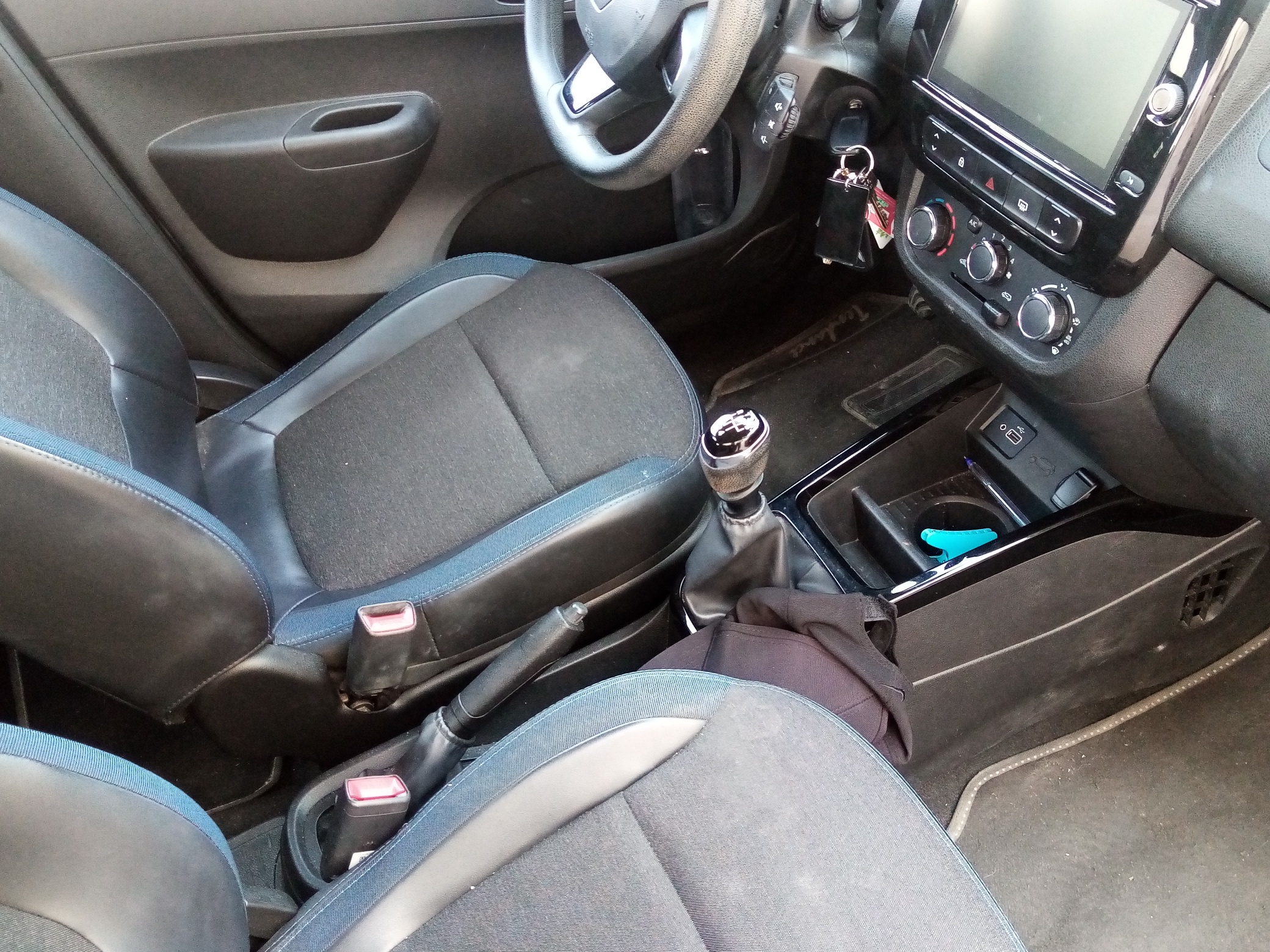 La Soukra&nbsp;La Soukra&nbsp;Renault&nbsp;Autre Mod�le&nbsp;Particulier  a particulier