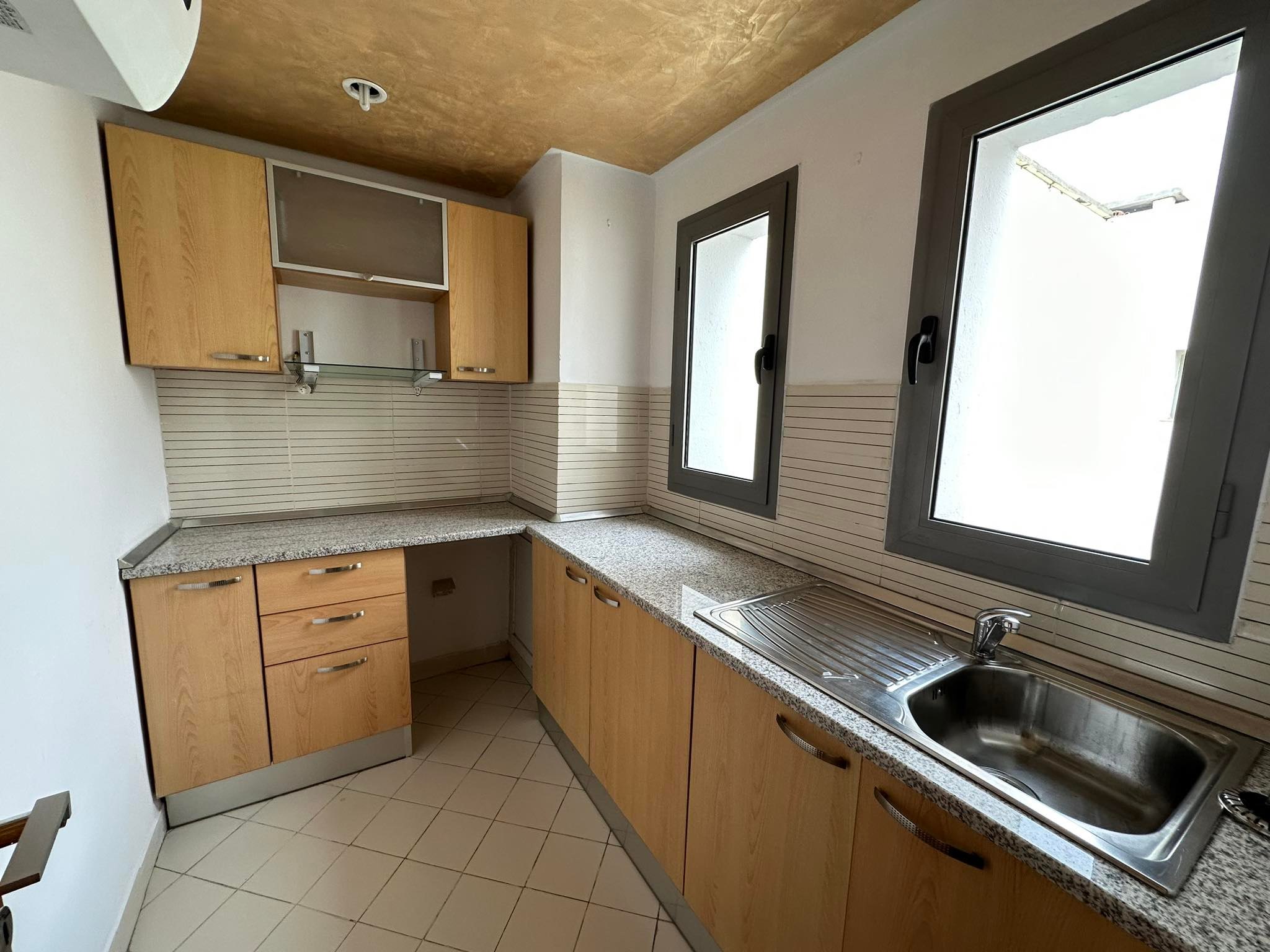 El Menzah&nbsp;Tunis Belvedere&nbsp;Bureaux & Commerces&nbsp;Bureau&nbsp;Bureau a2 haut standing au belv�d�re tunis