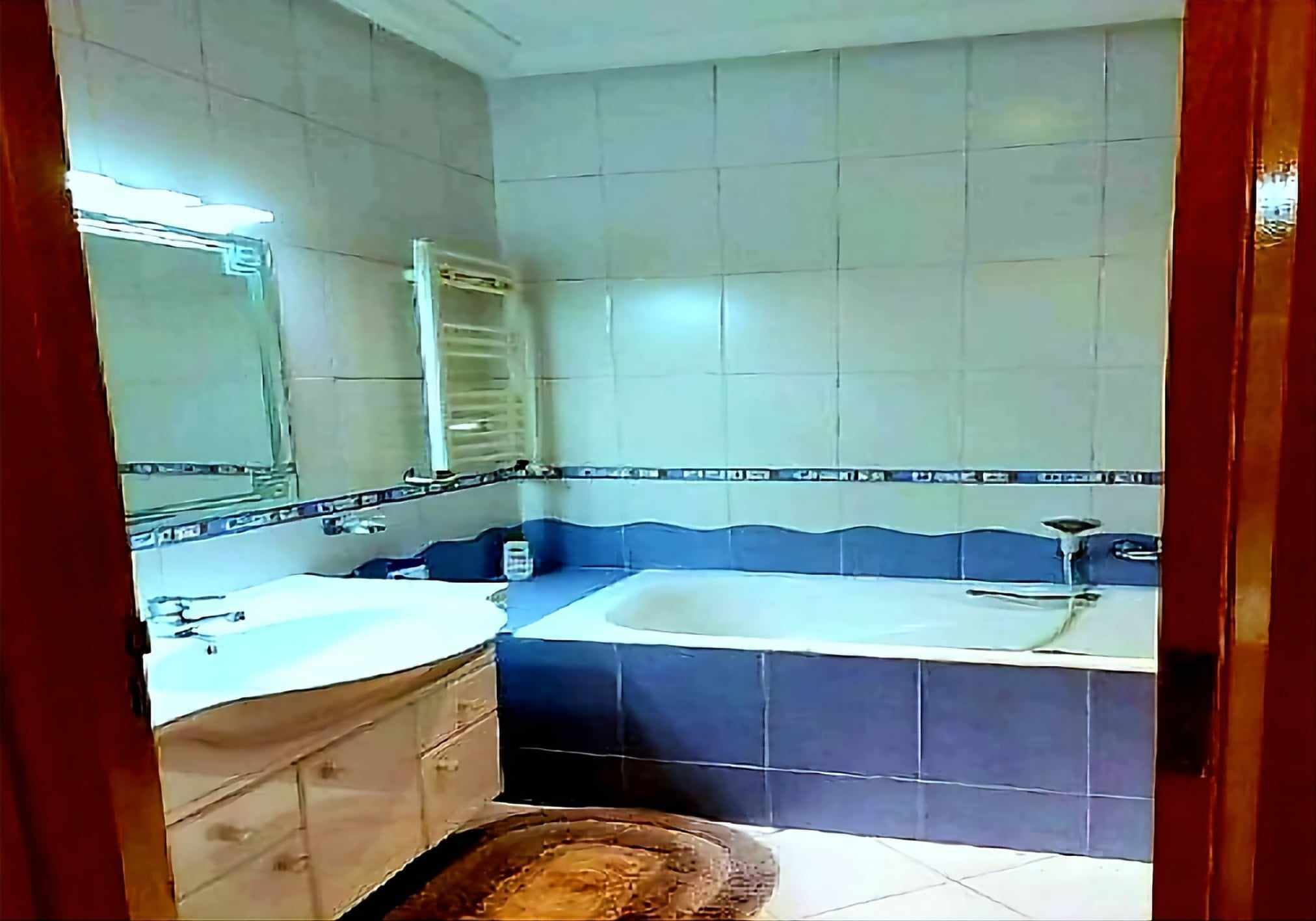 Ariana Ville&nbsp;Cite Ennasr 2&nbsp;Vente&nbsp;Appart. 3 pi�ces&nbsp;T bonne opportunit� investissement