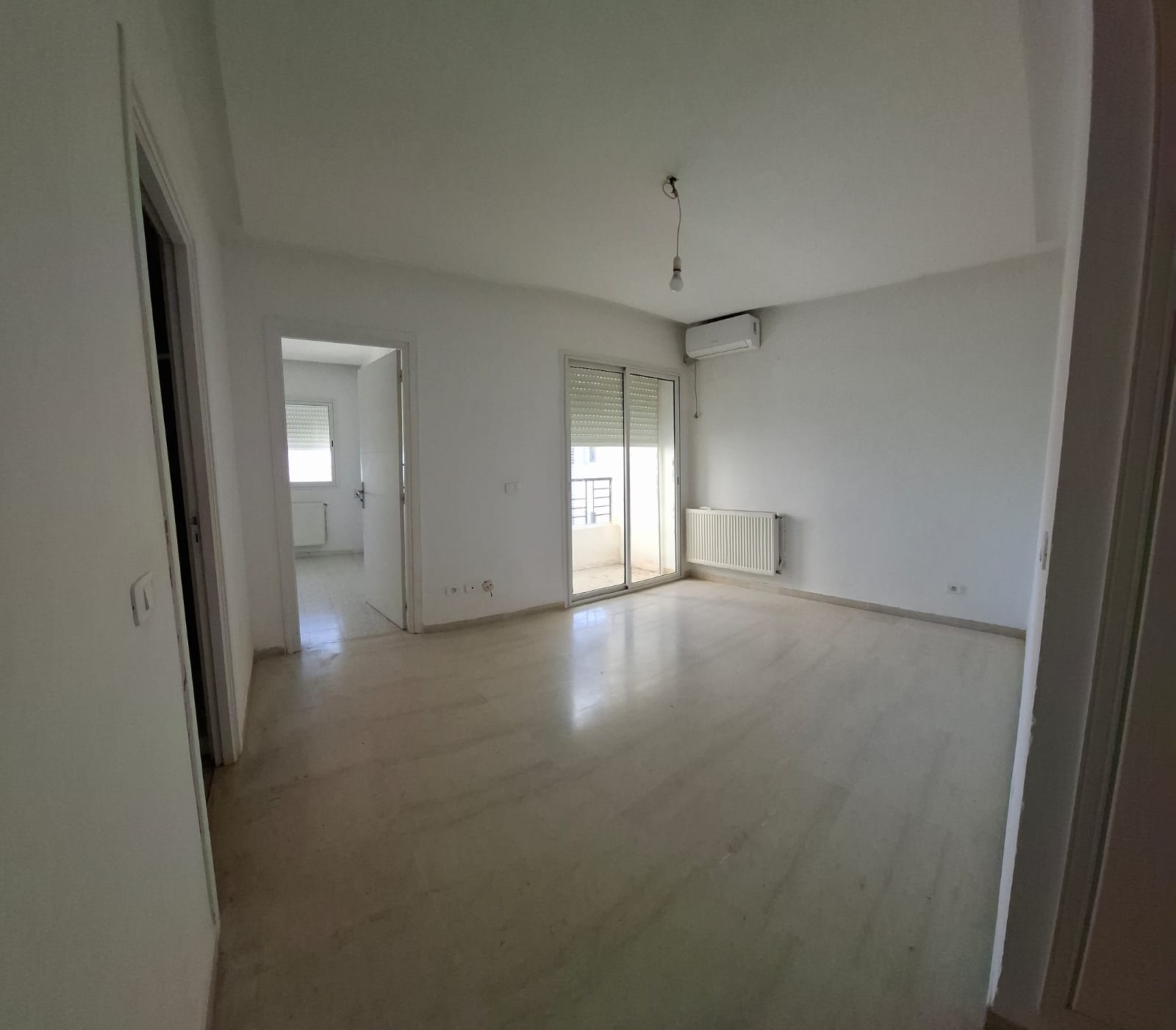 La Soukra&nbsp;Borj Louzir&nbsp;Location&nbsp;Appart. 2 pi�ces&nbsp;Un joli et lumineux appartement s2 � borj louzir